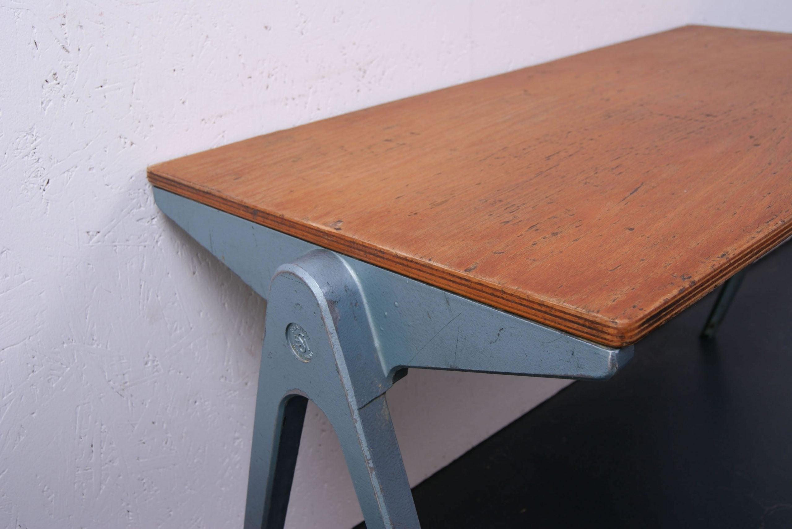 Why we love Vintage Esavian school desks