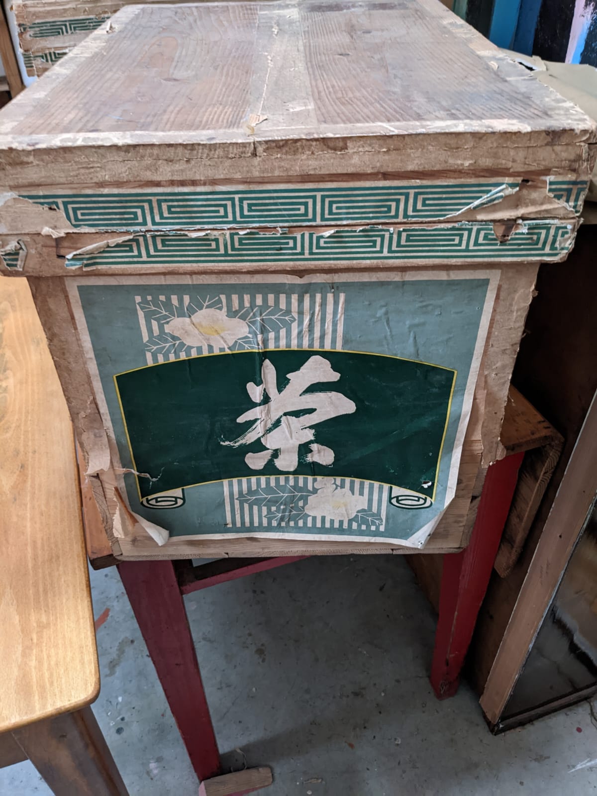 Tea crate