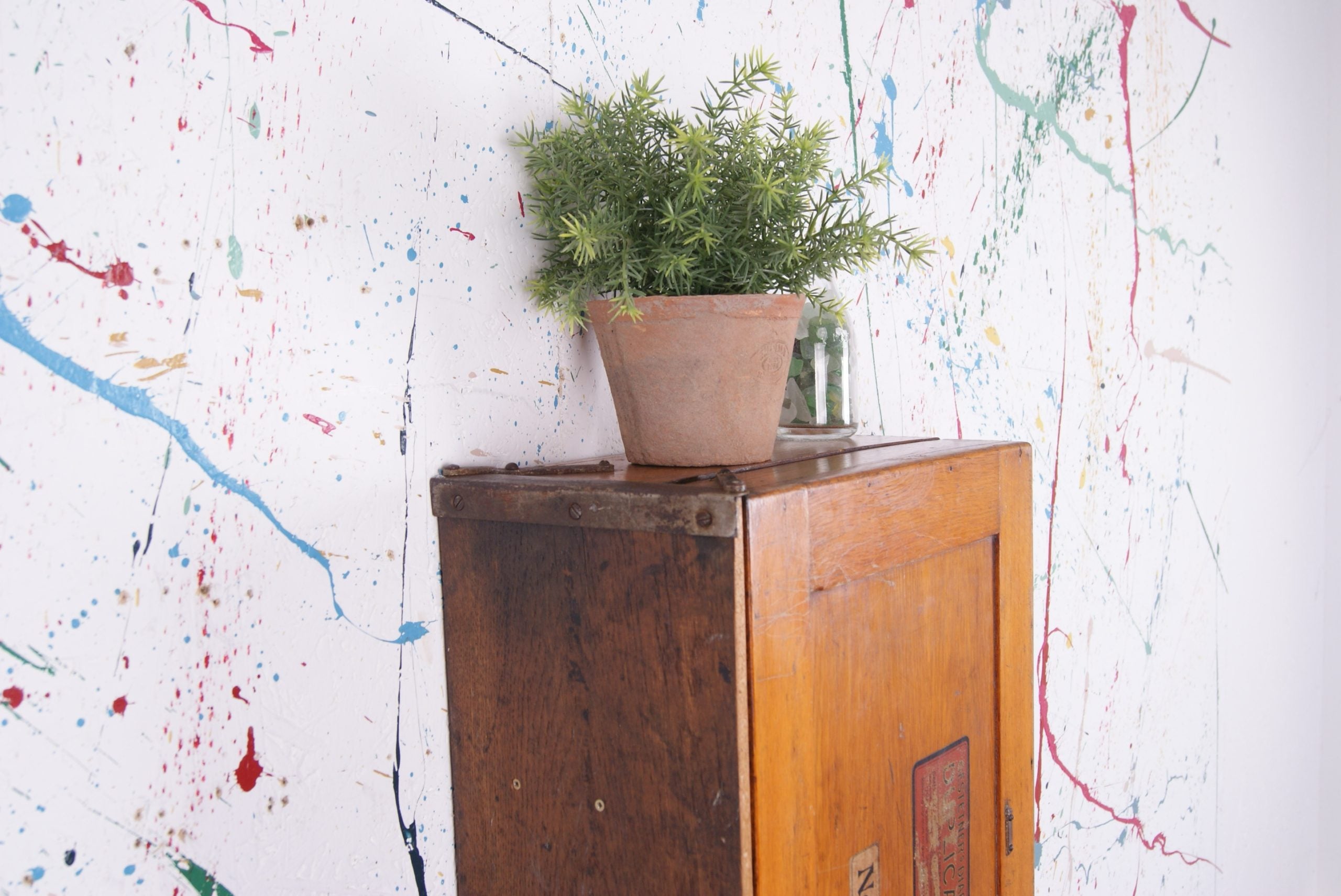 Small-wooden-cabinet