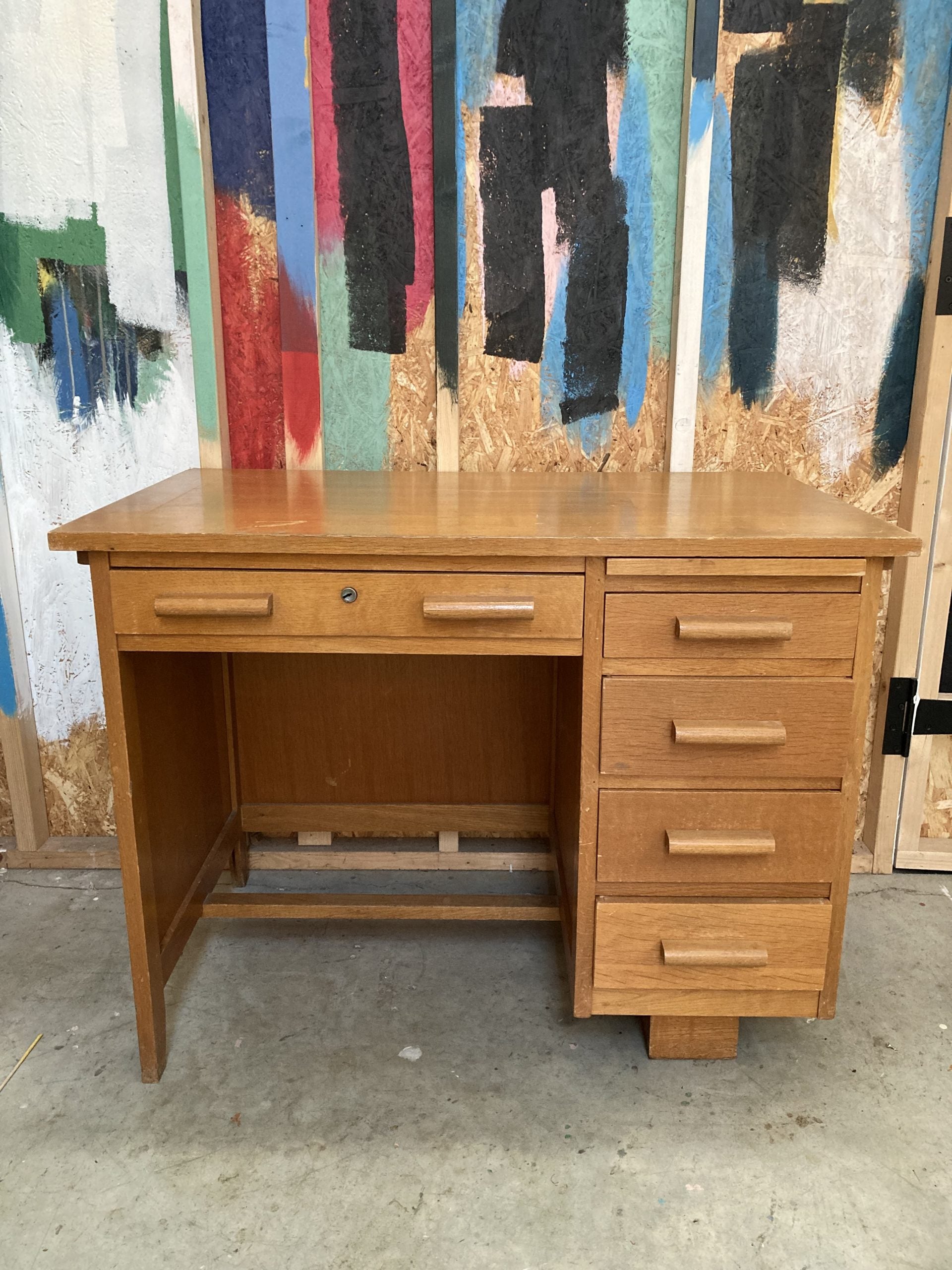 French-wooden-desk-with-drawers-3