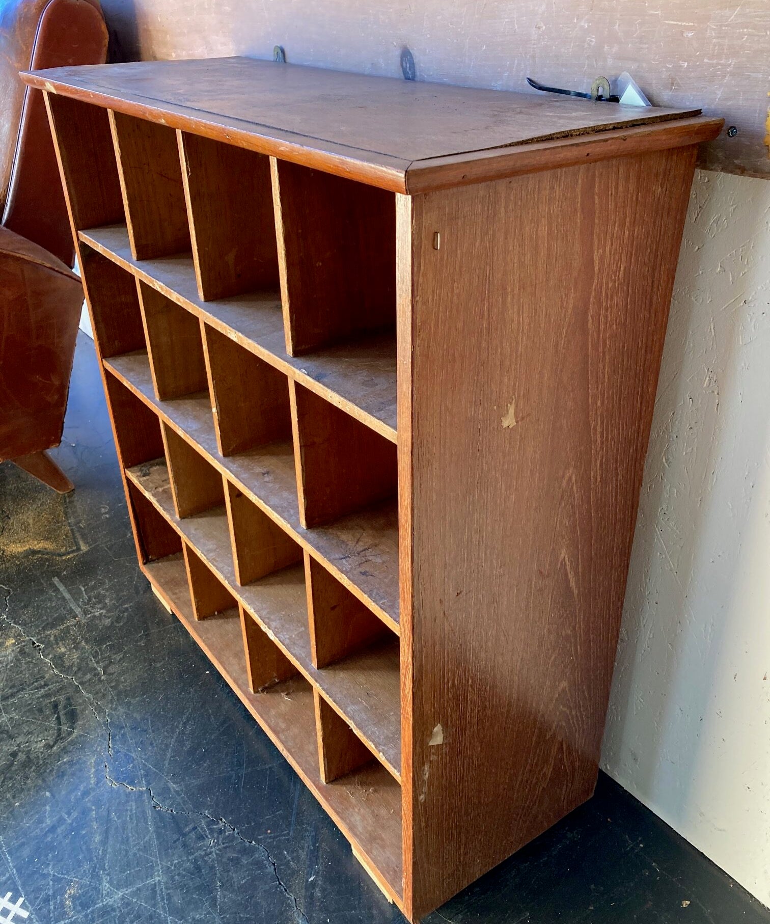 wooden-pigeon-hole-2