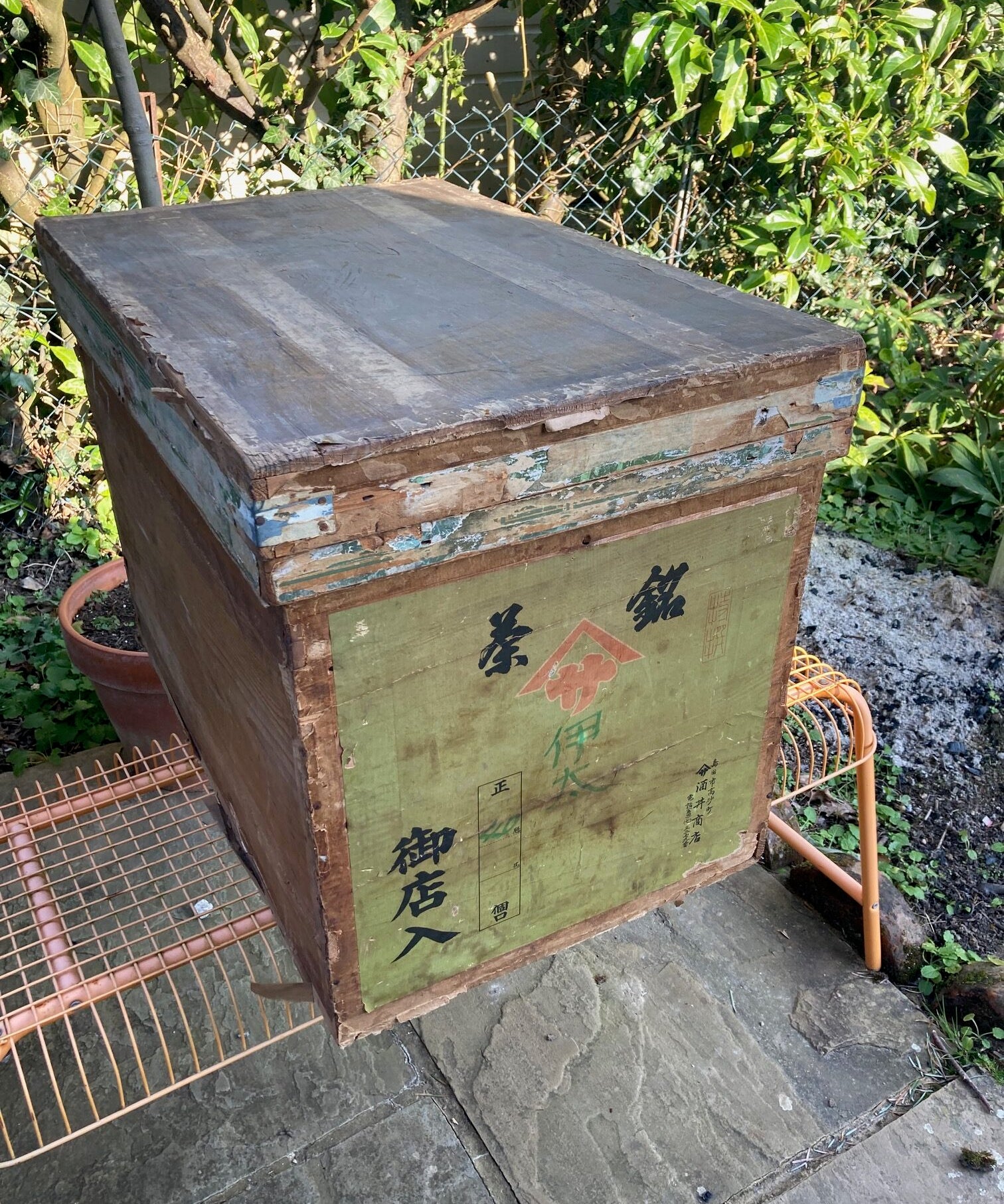 Japanese-tea-crate-2