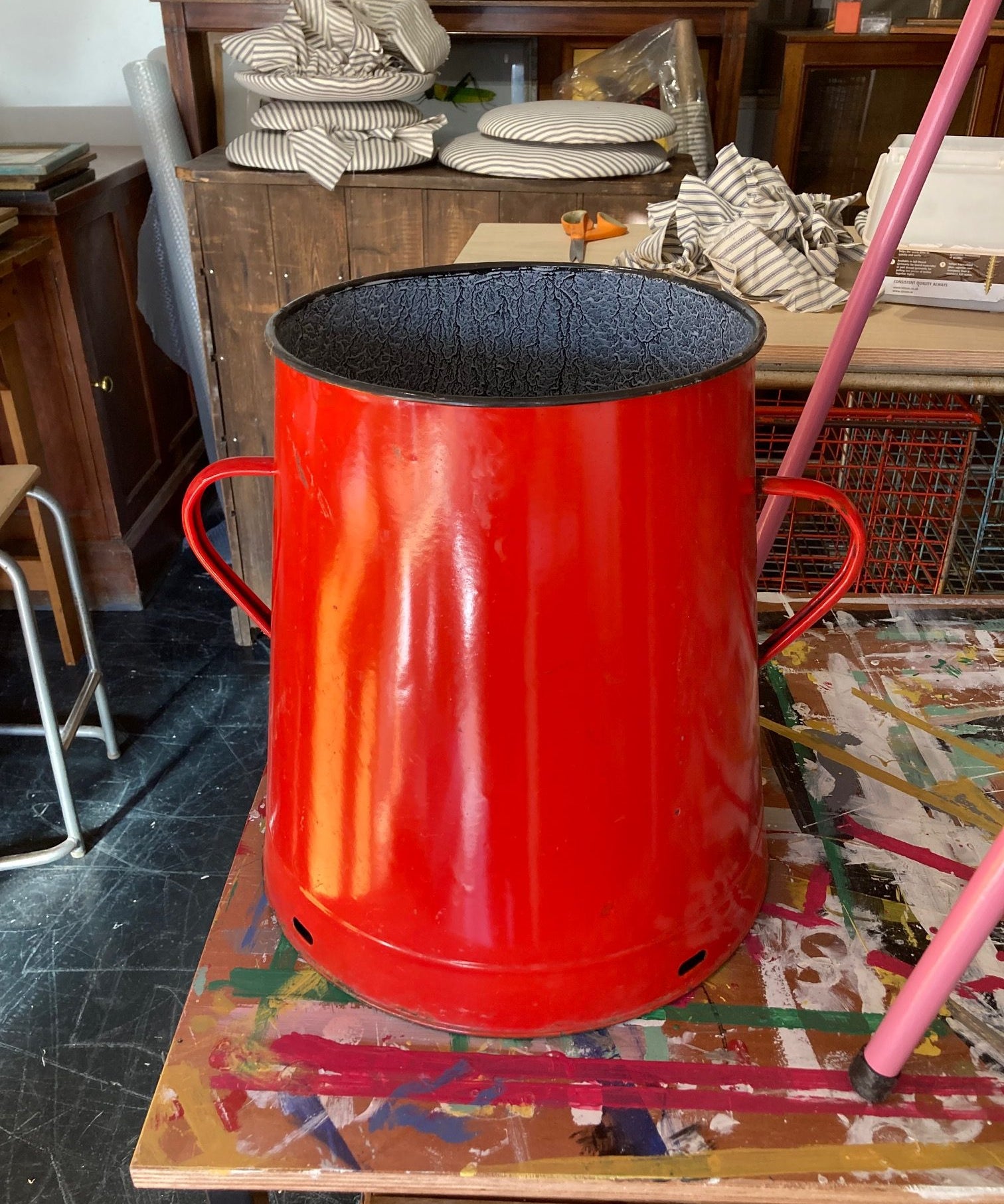 Medium-red-maggie