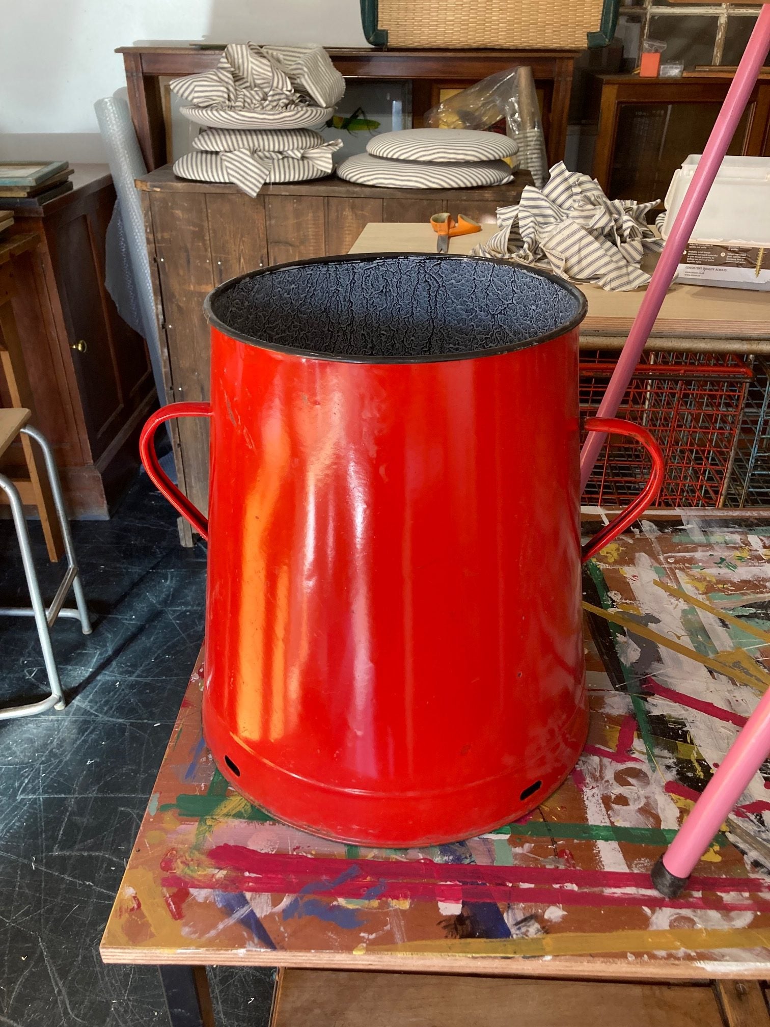 Medium-red-maggie