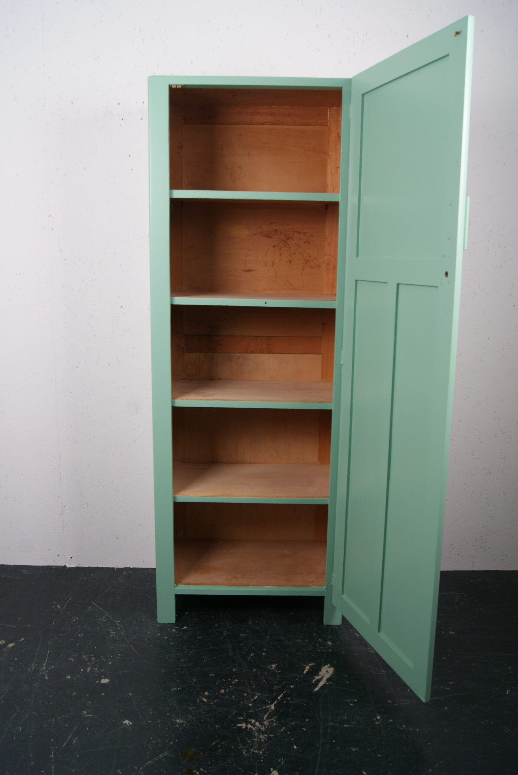 arsenic-cupboard-2