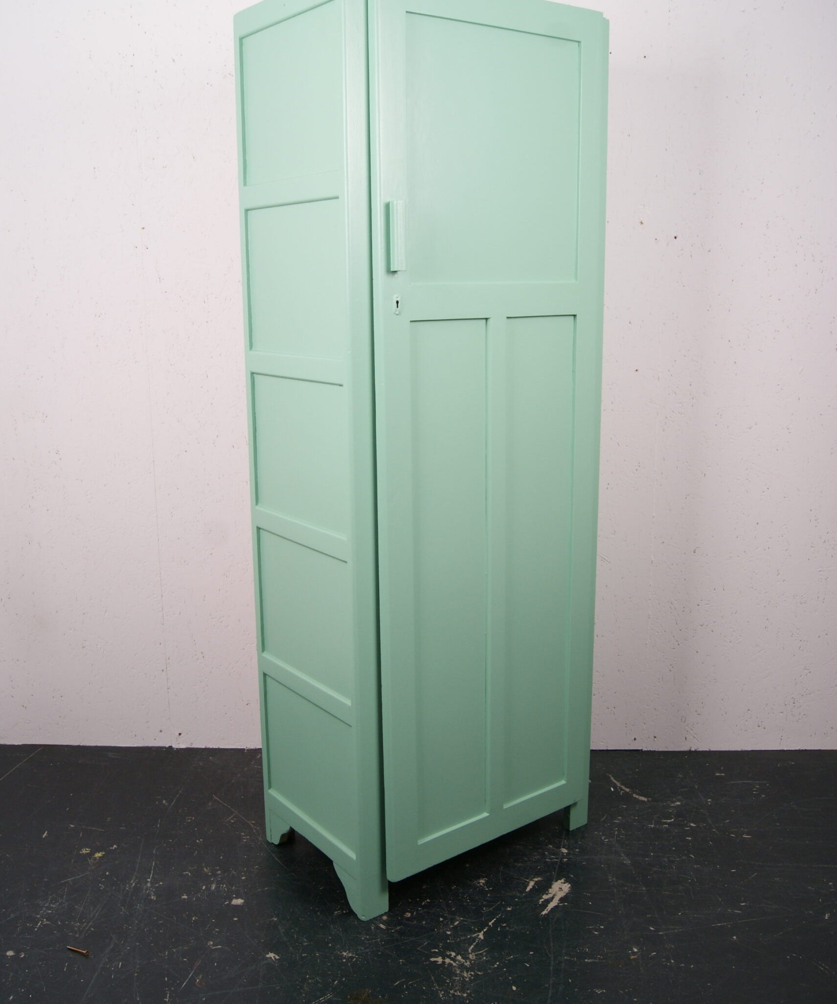 arsenic-cupboard-3
