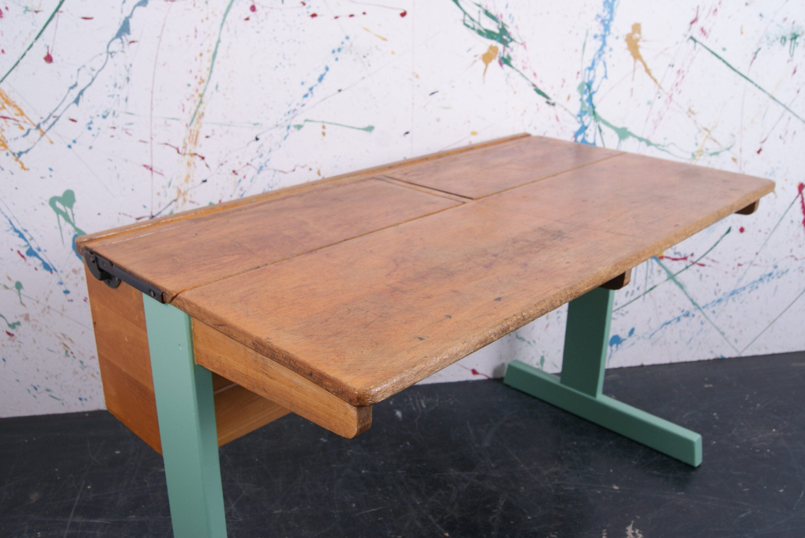 arsenic-double-desk-3