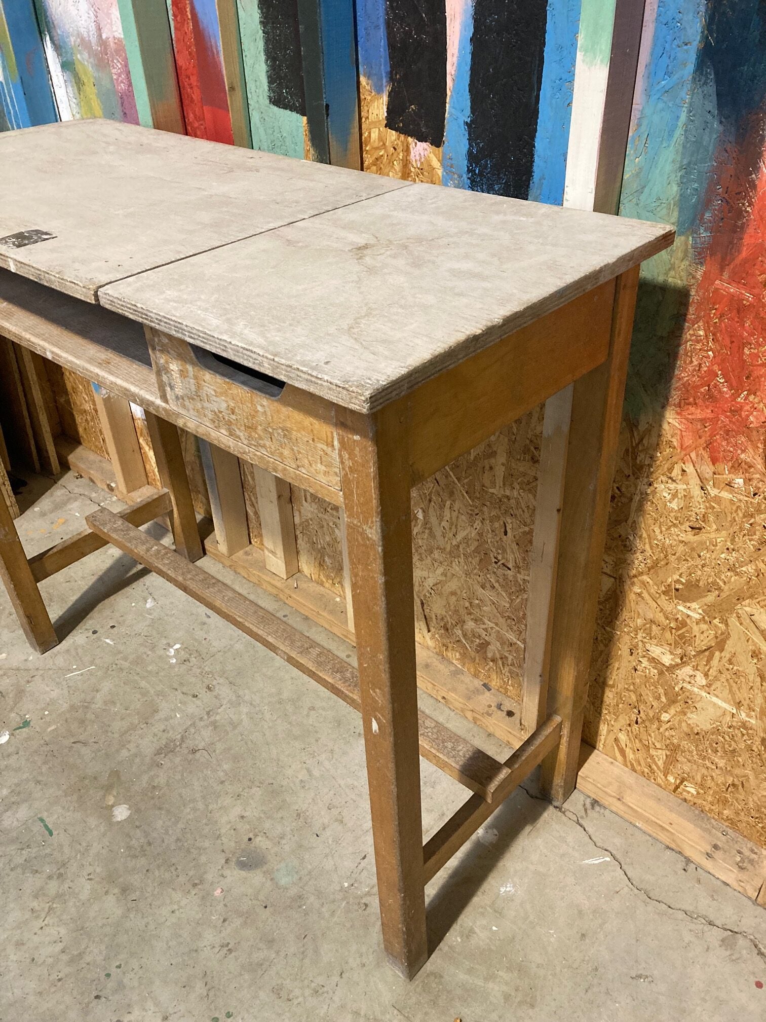 art-desk-2