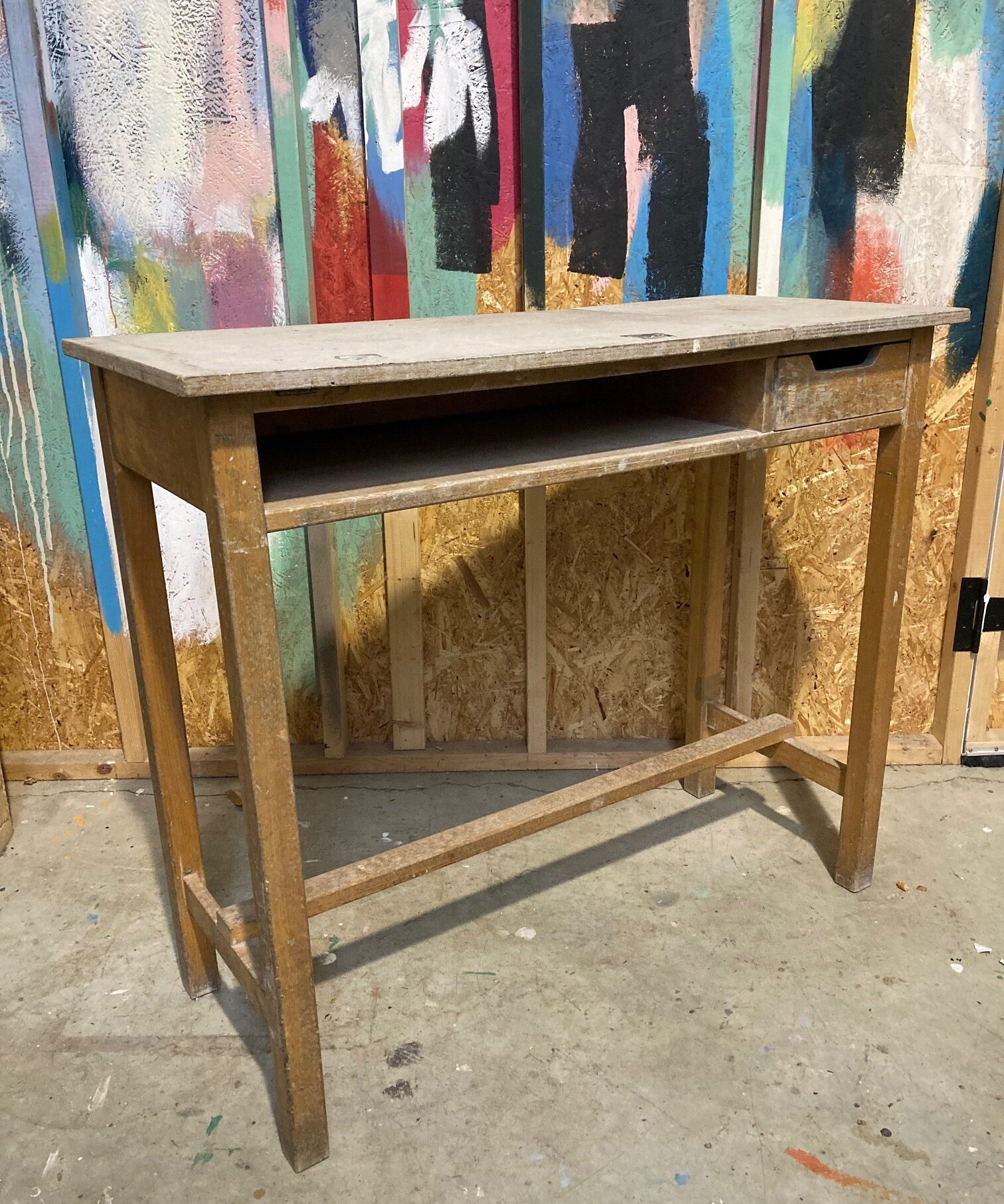 art-desk-3
