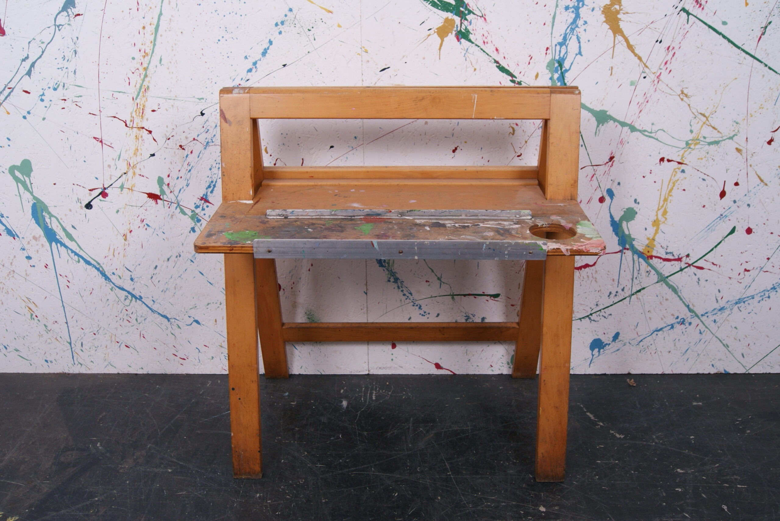 art-easel-2