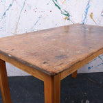 art-table-16