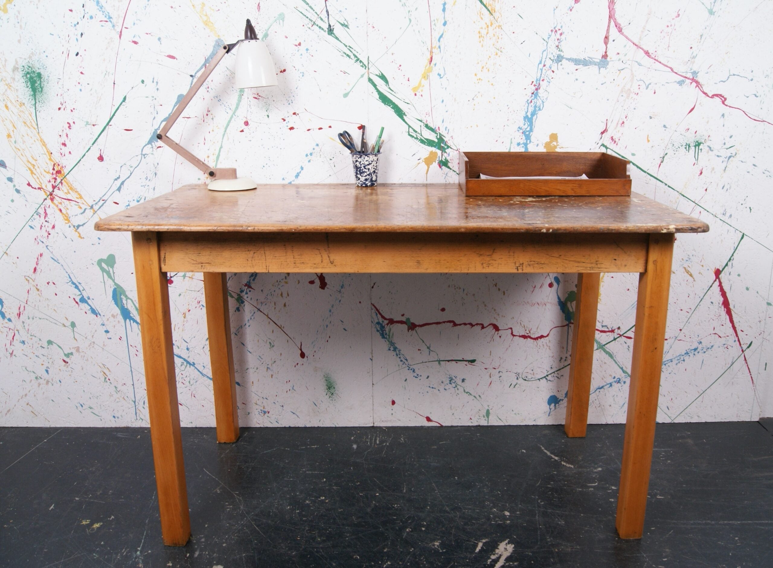 art-table-19