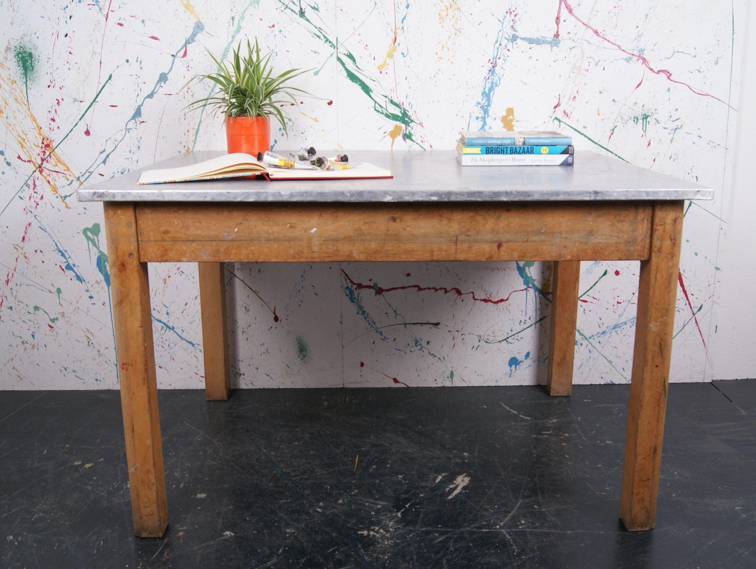 art-table-aluminium-top-5
