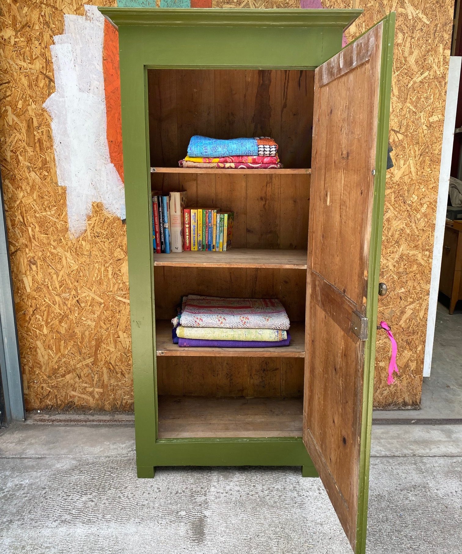 bancha-french-cupboard-8