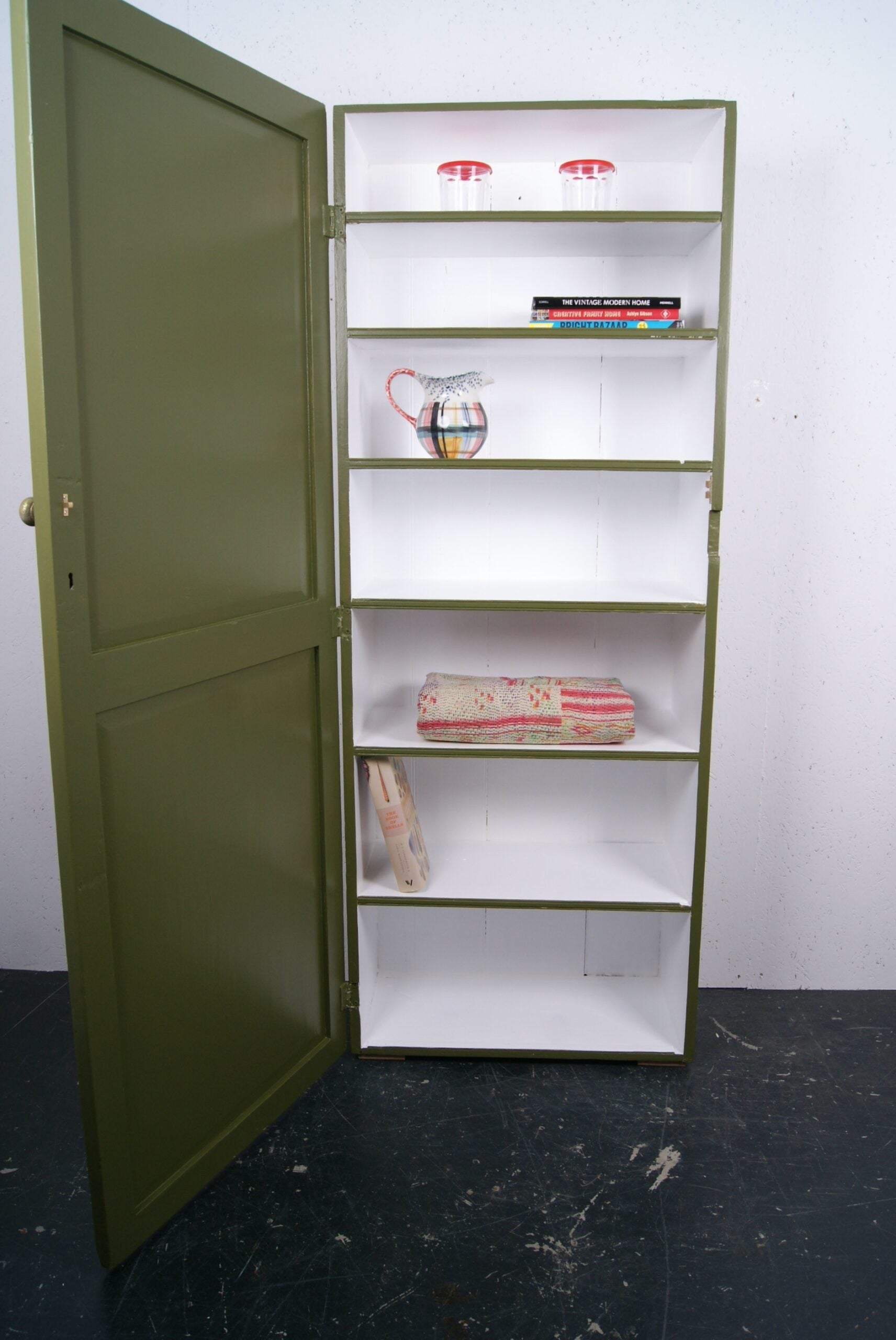 bancha-larder-4