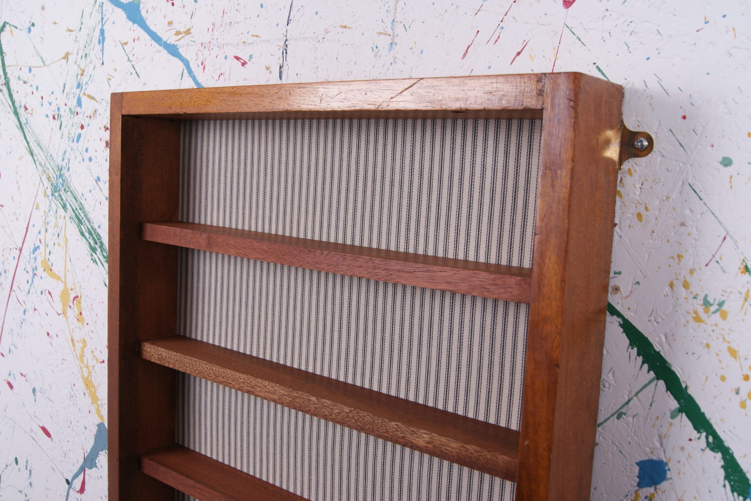 black-ticking-display-shelf-2