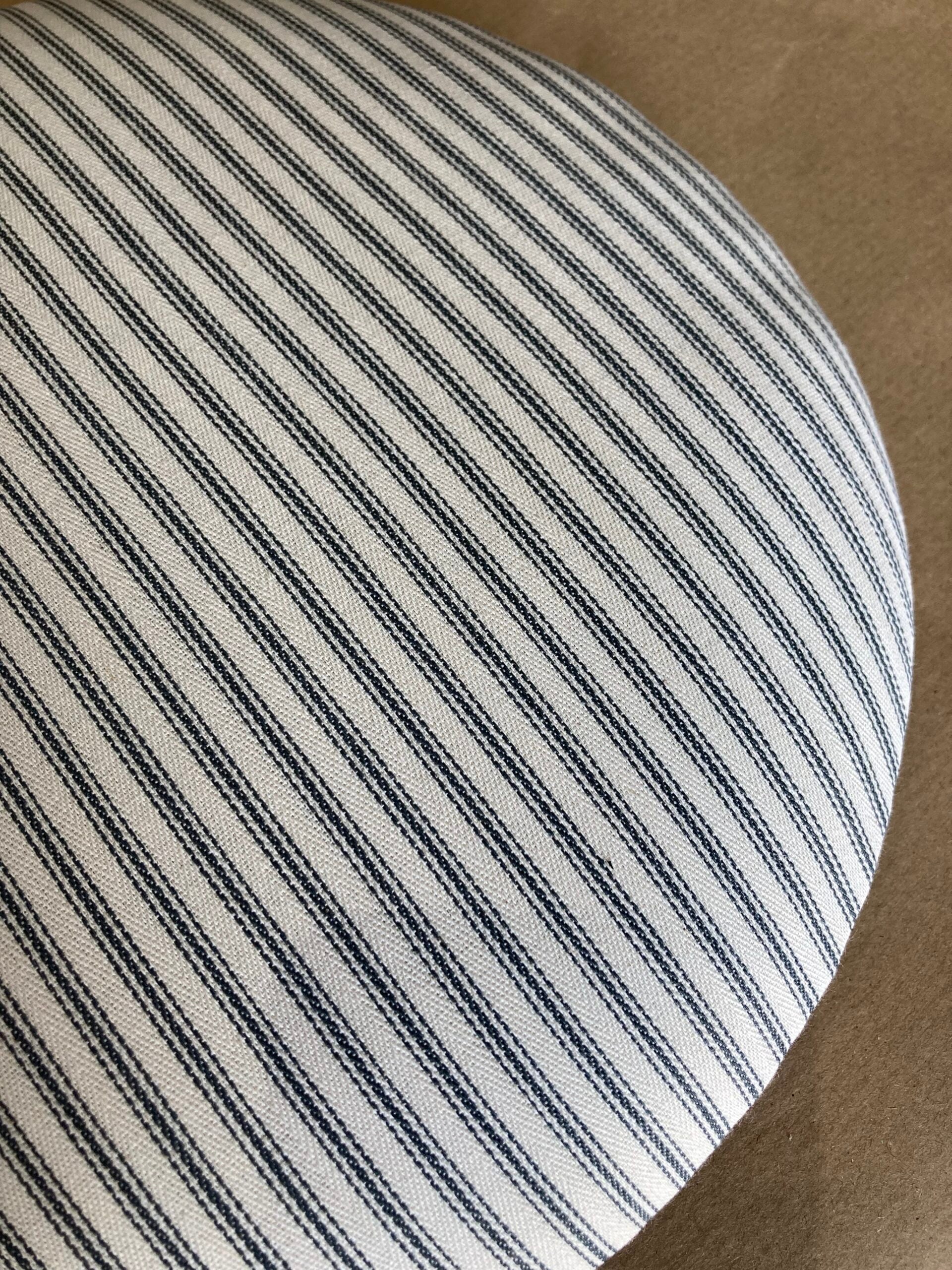 black-ticking-top
