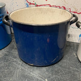 blue-round-maggie