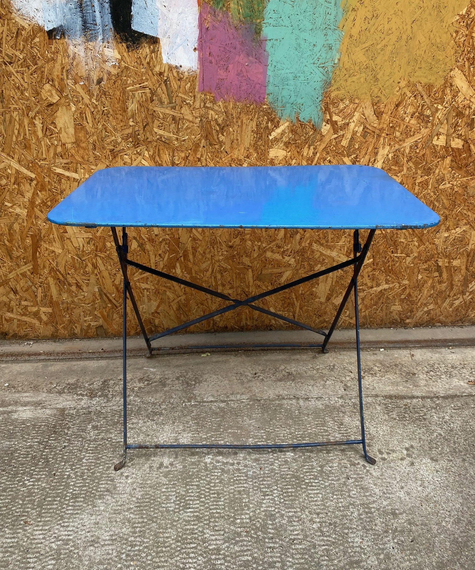 blue-bistro-table-1