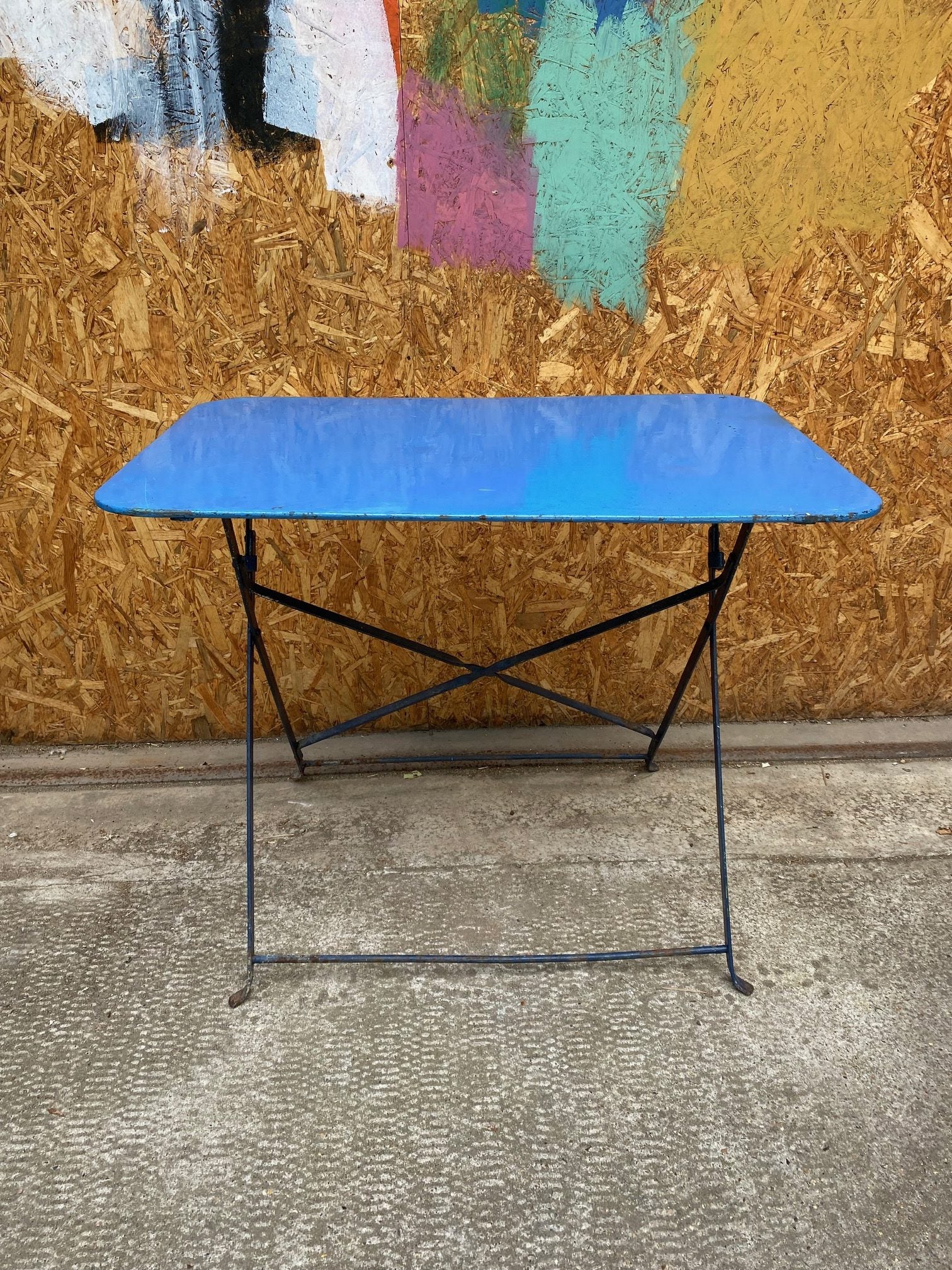 blue-bistro-table-1