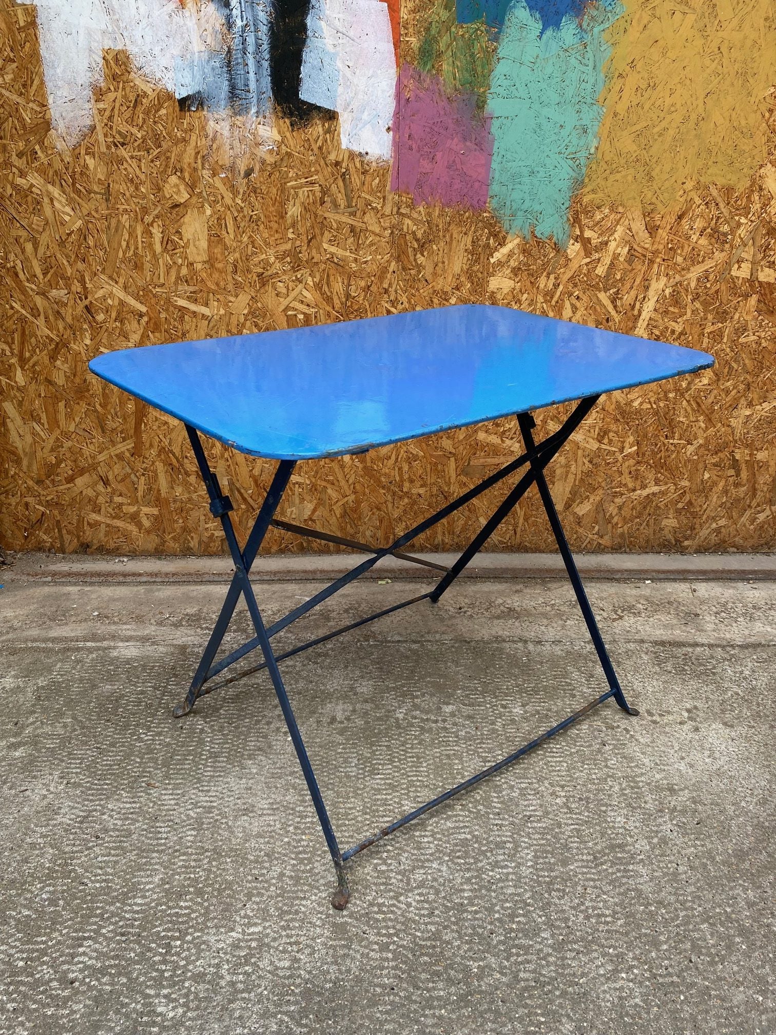 blue-bistro-table-3