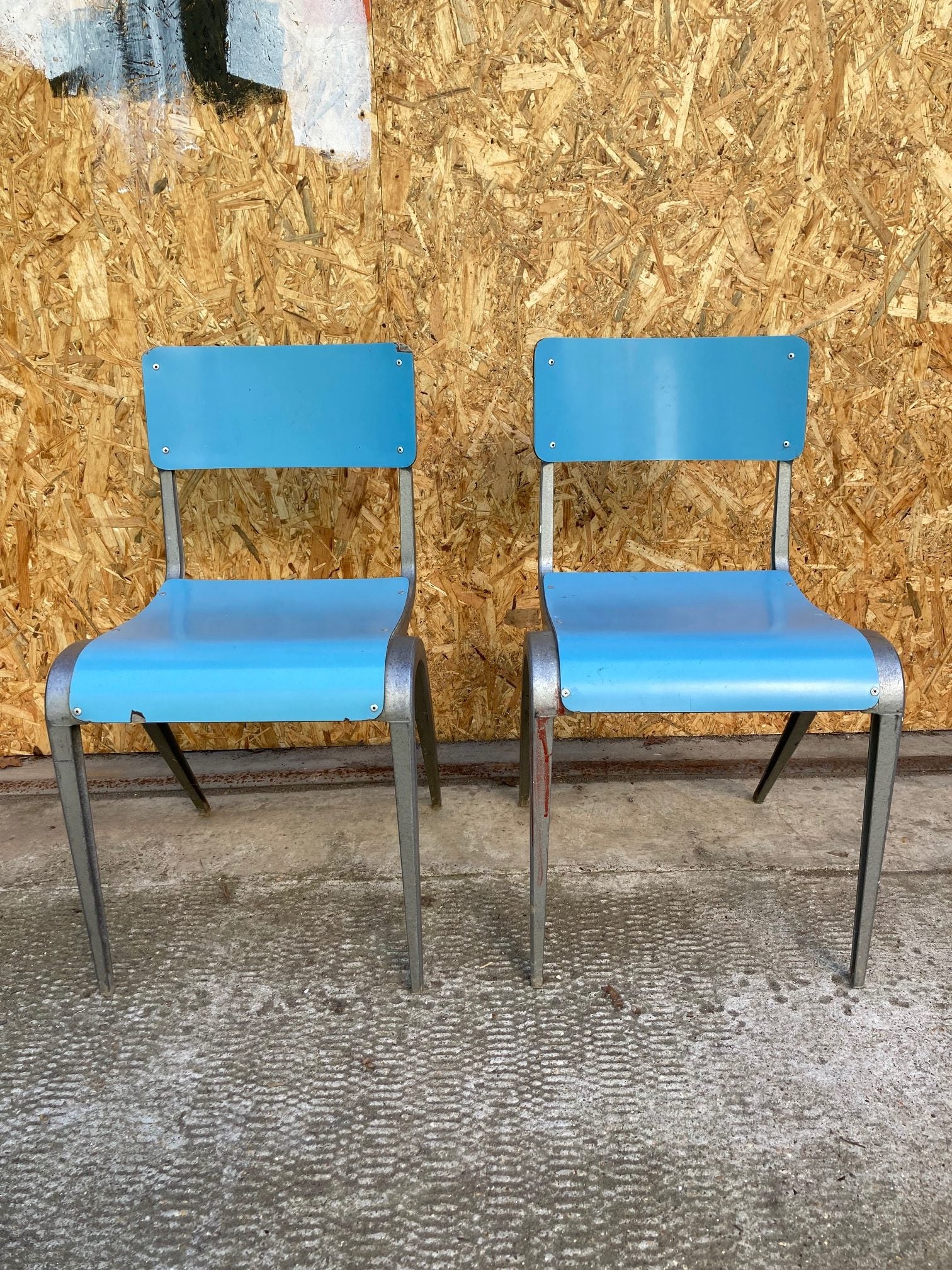 blue-esavian-chairs-1