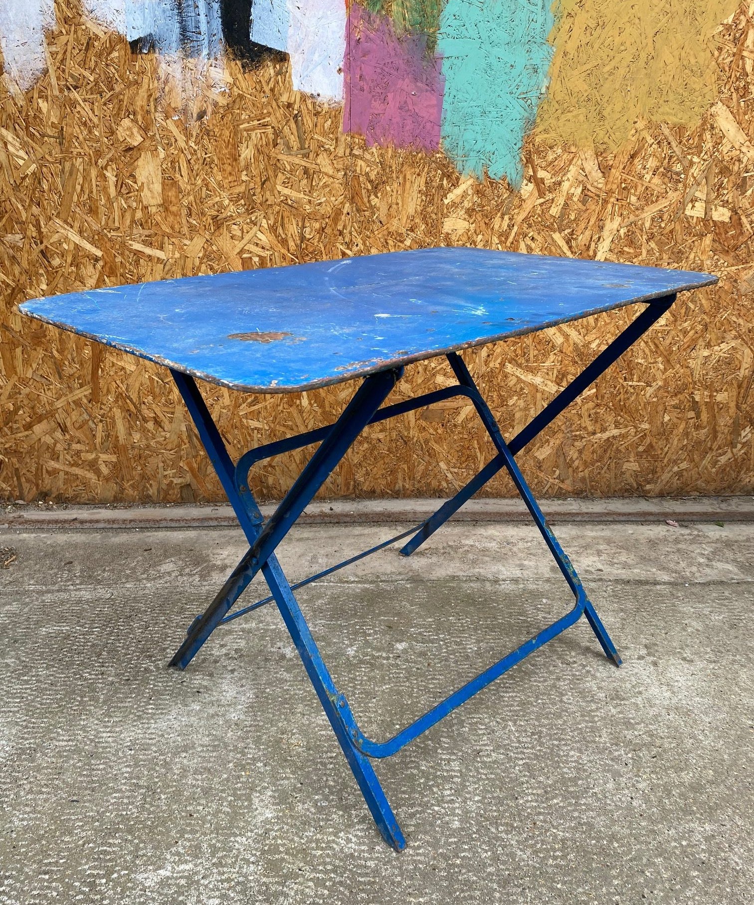 blue-french-garden-bitro-table-4