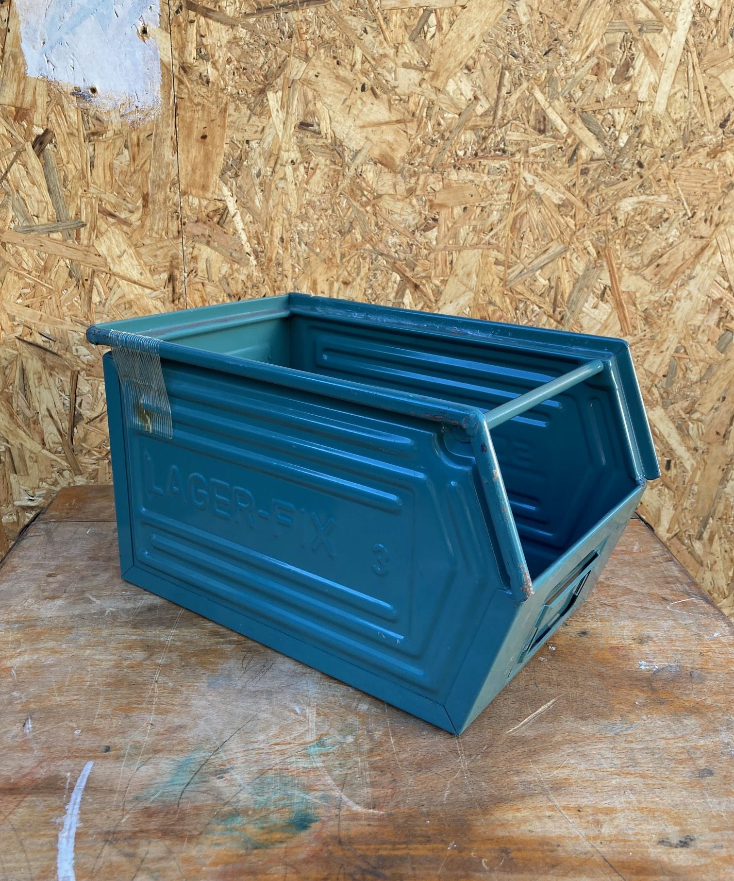 blue-metal-crate-2
