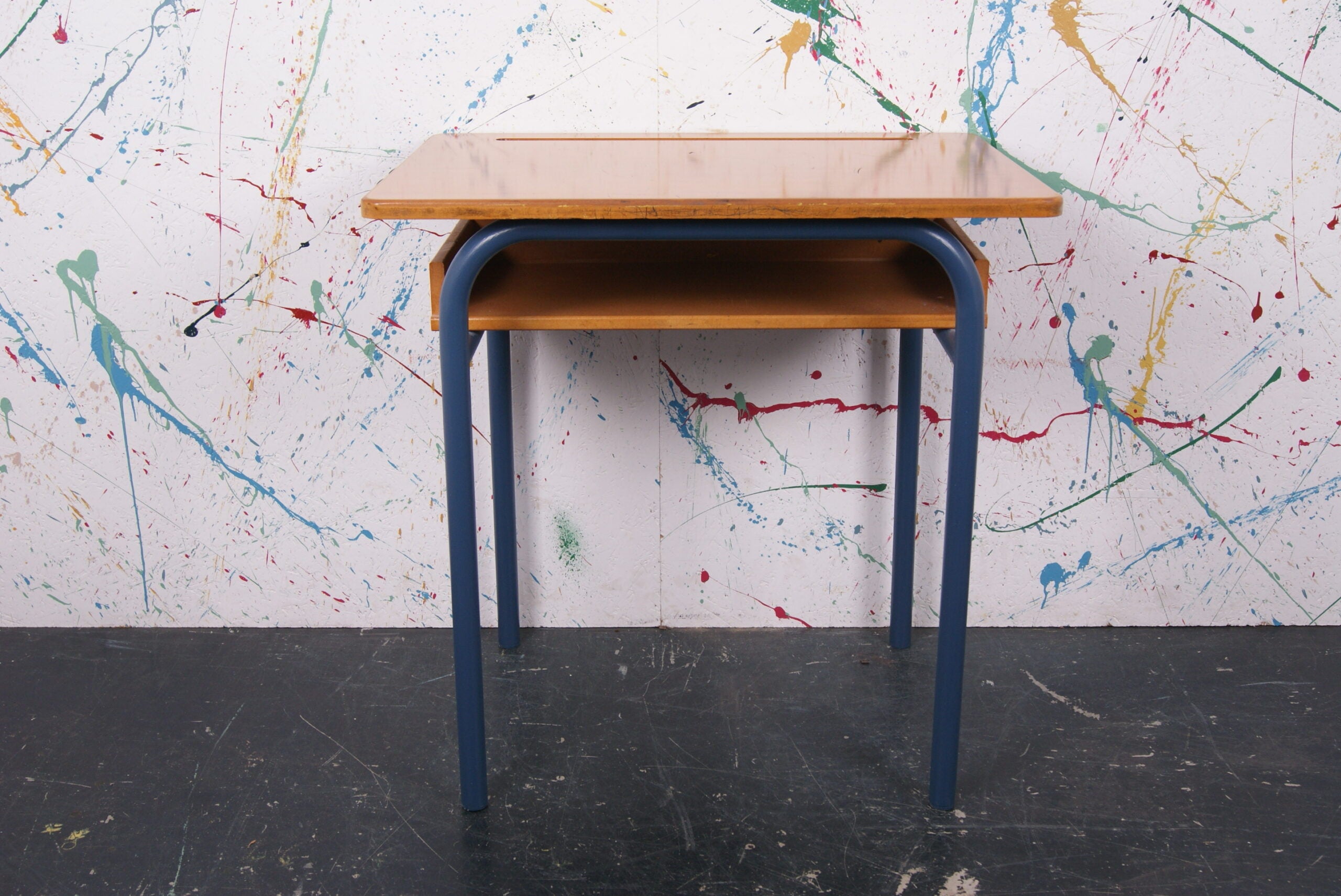 blue-metal-legged-desk-1