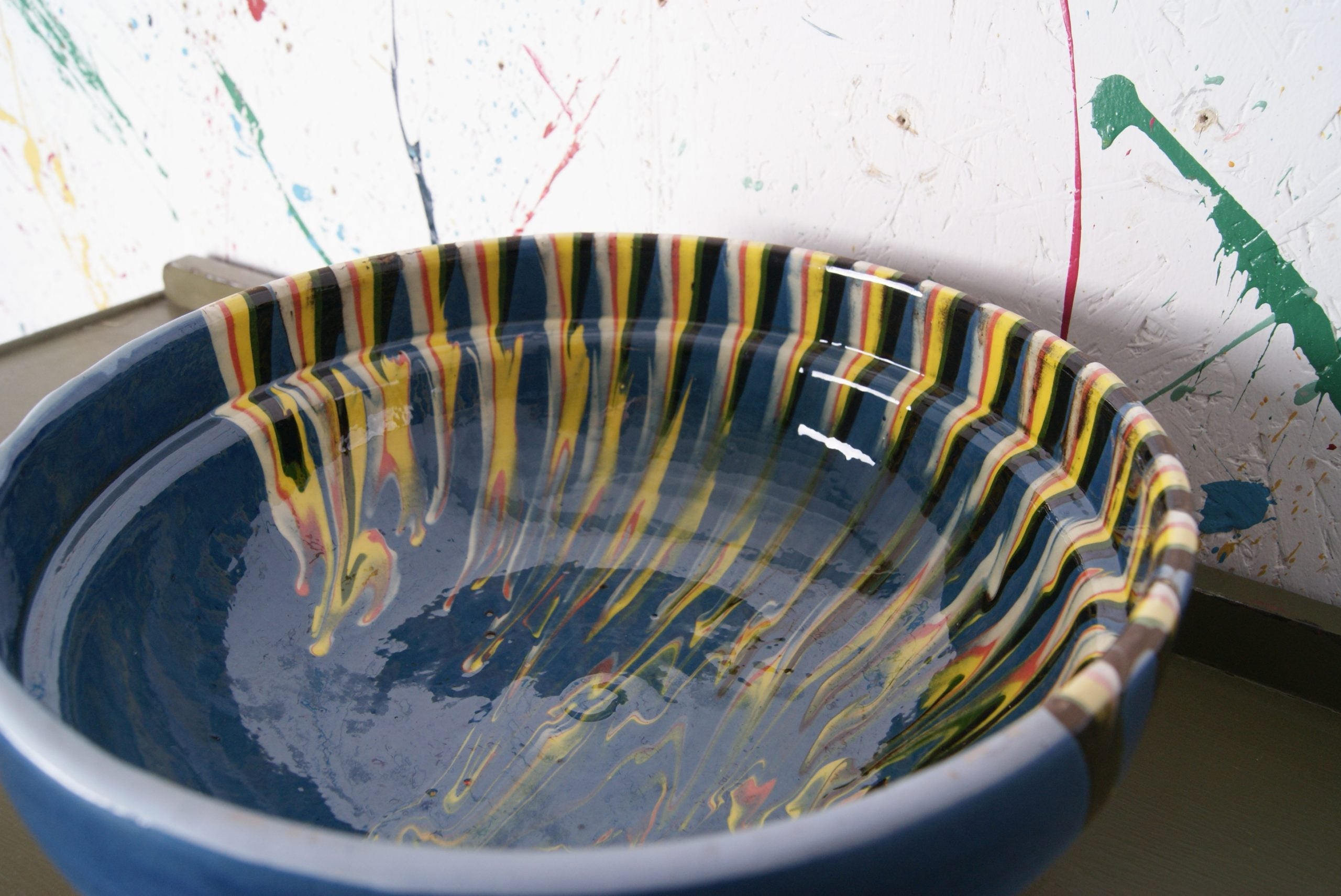 blue-romanian-ceramic-bowl-2