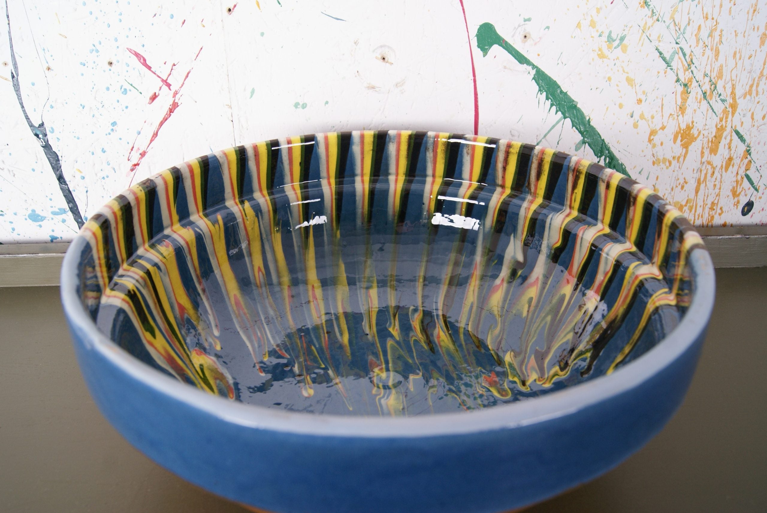 blue-romanian-ceramic-bowl-3