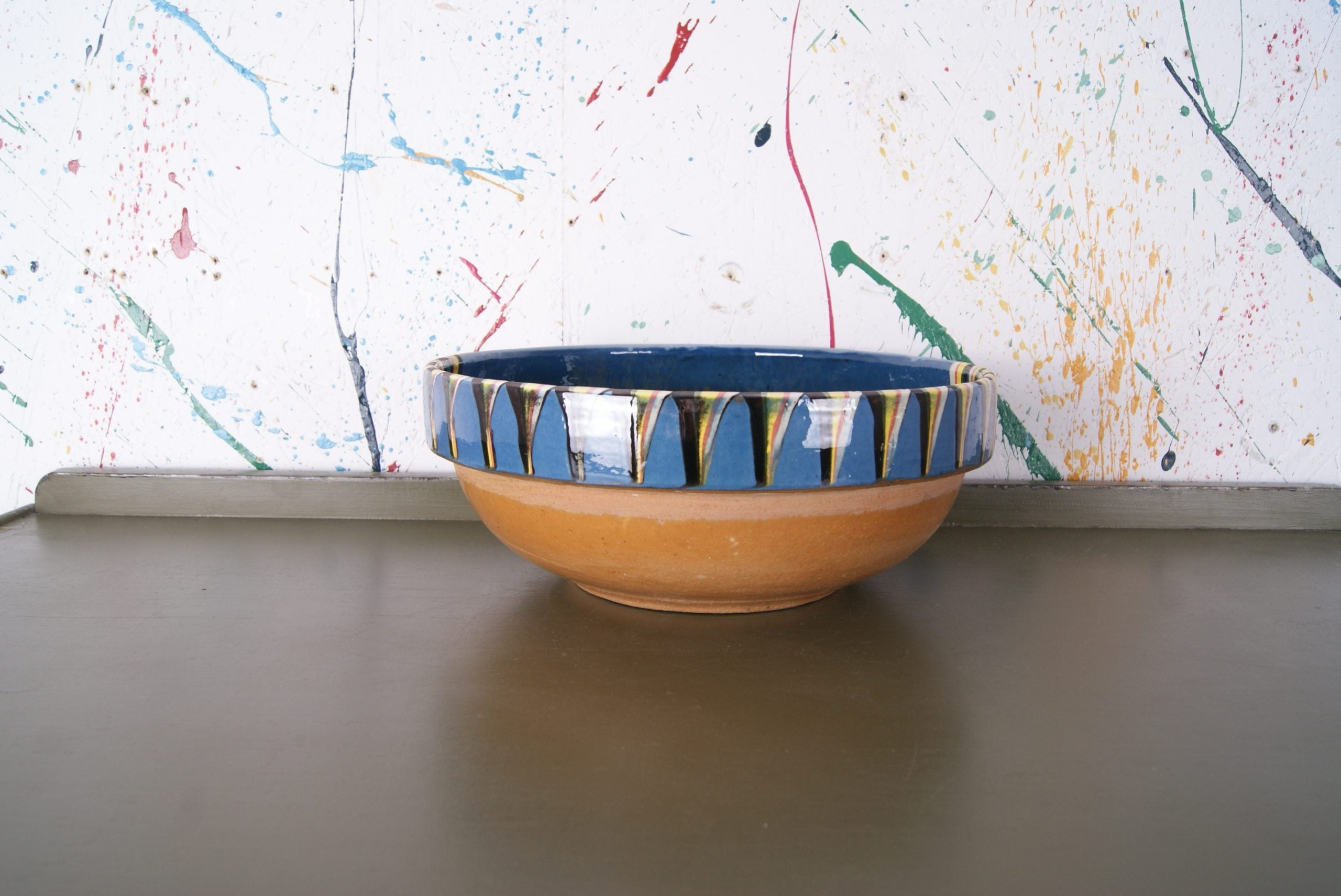blue-romanian-ceramic-bowl-4