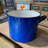 blue-round-maggie