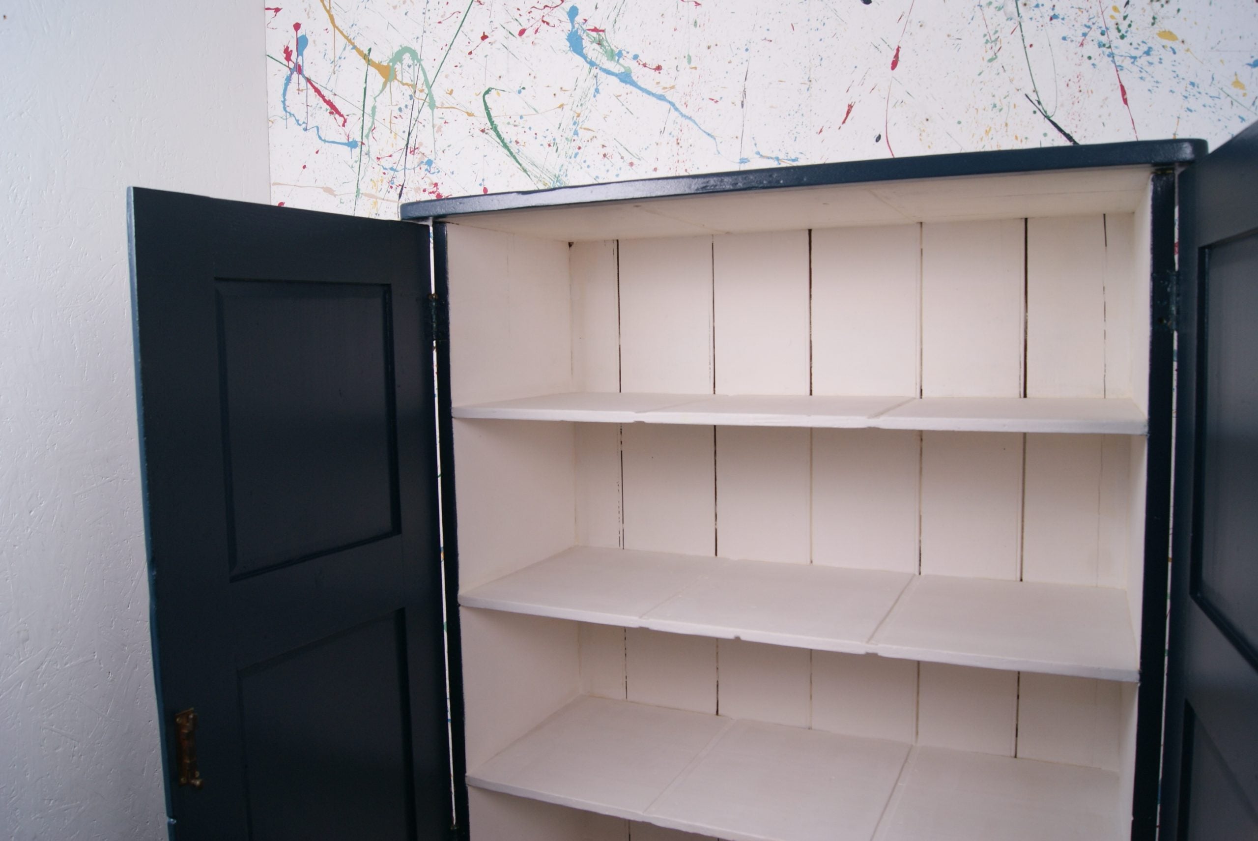 blue-wooden-cupboard-1