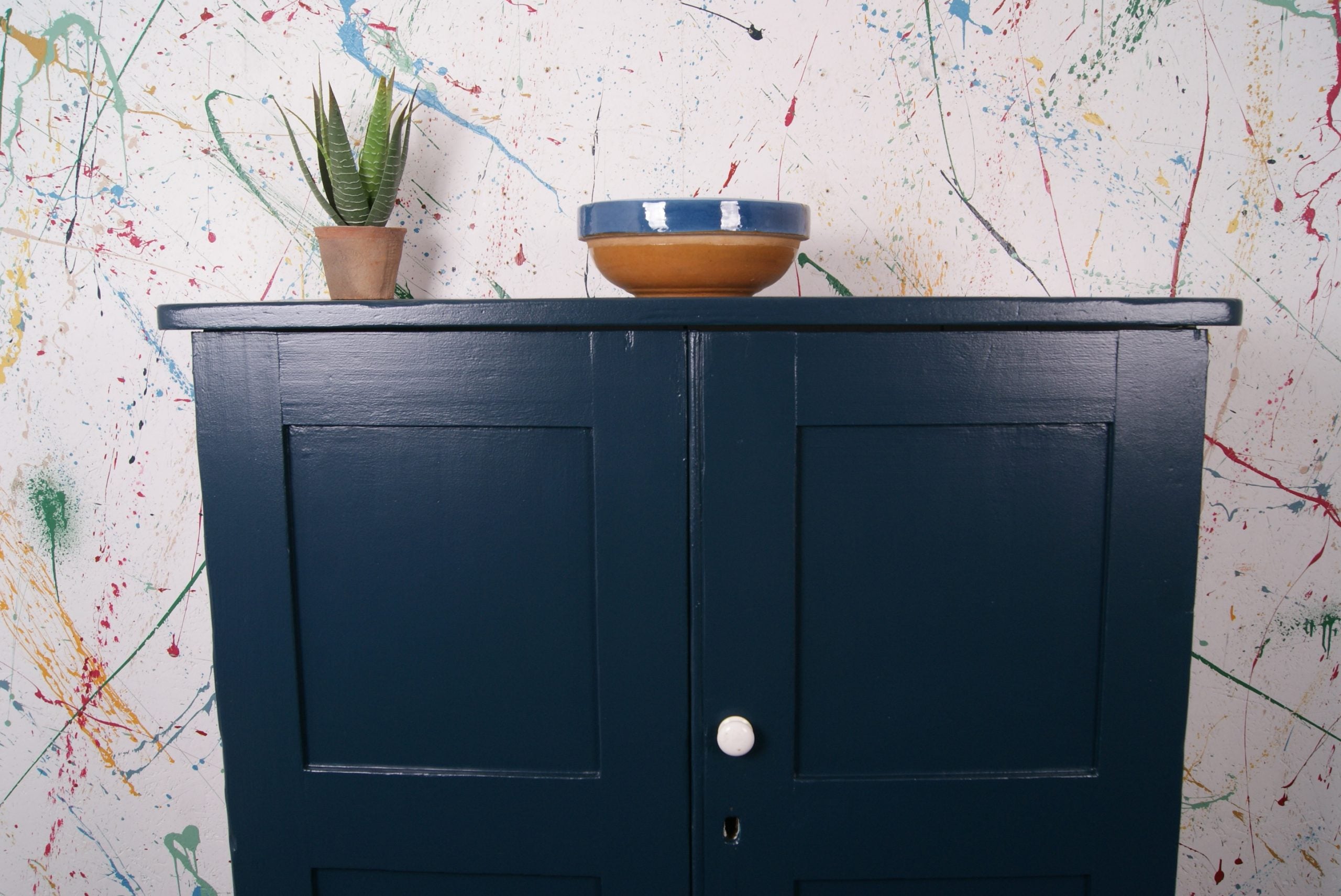 blue-wooden-cupboard-8