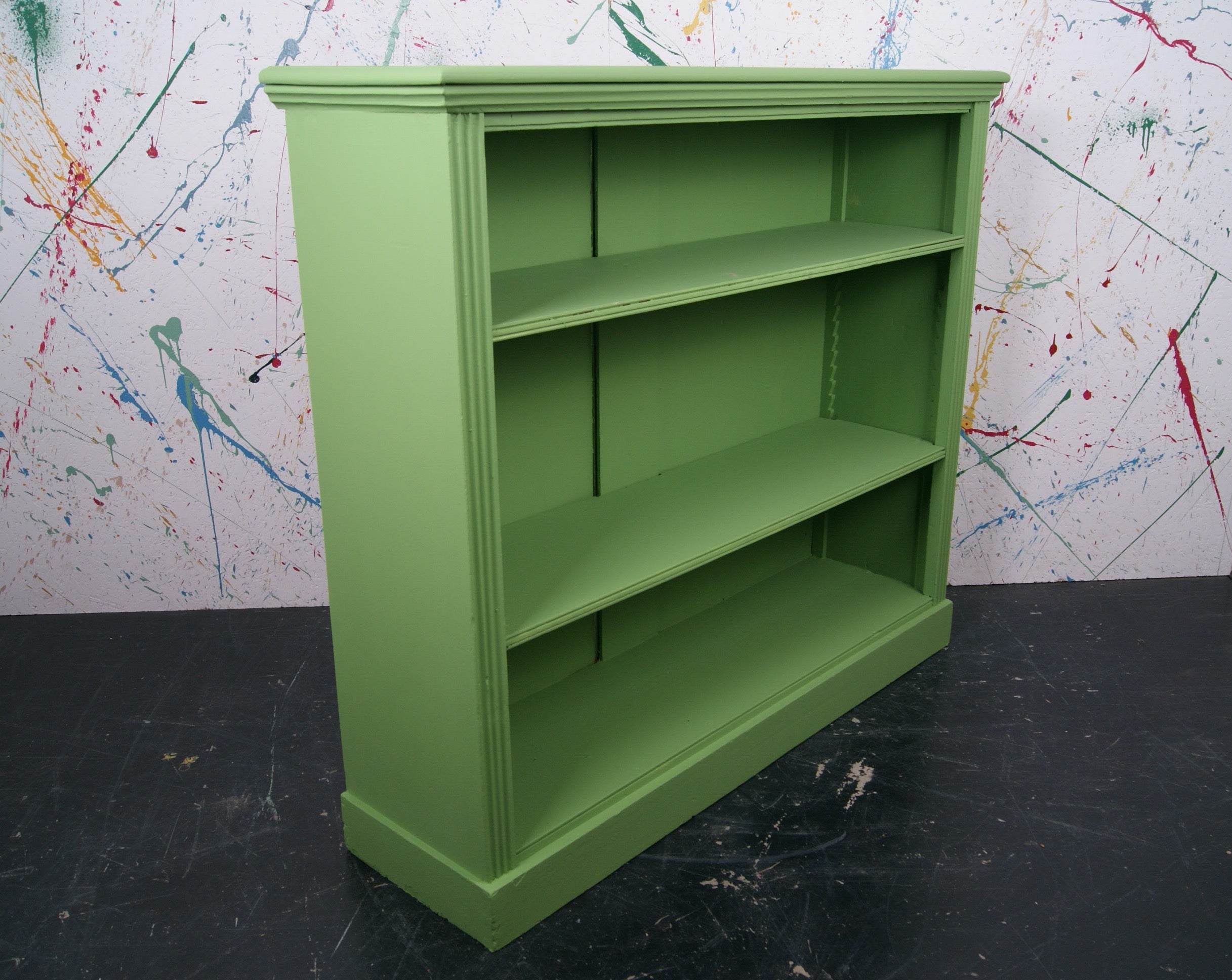 bright-green-shelving-unit-2