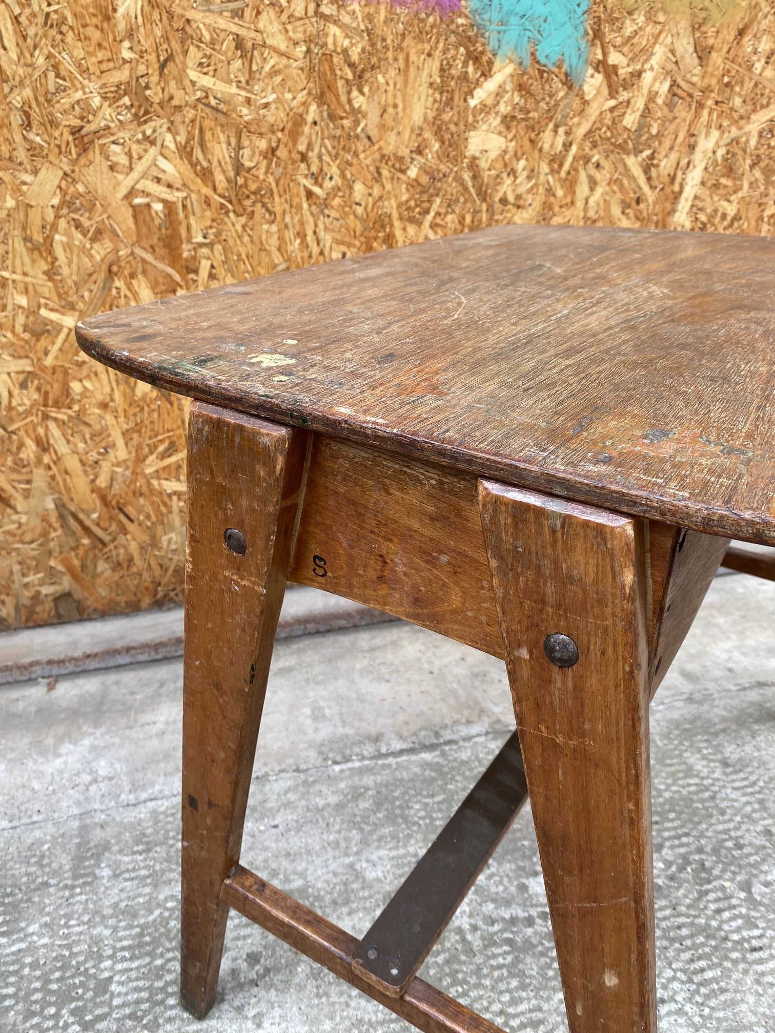 british-school-tables-6