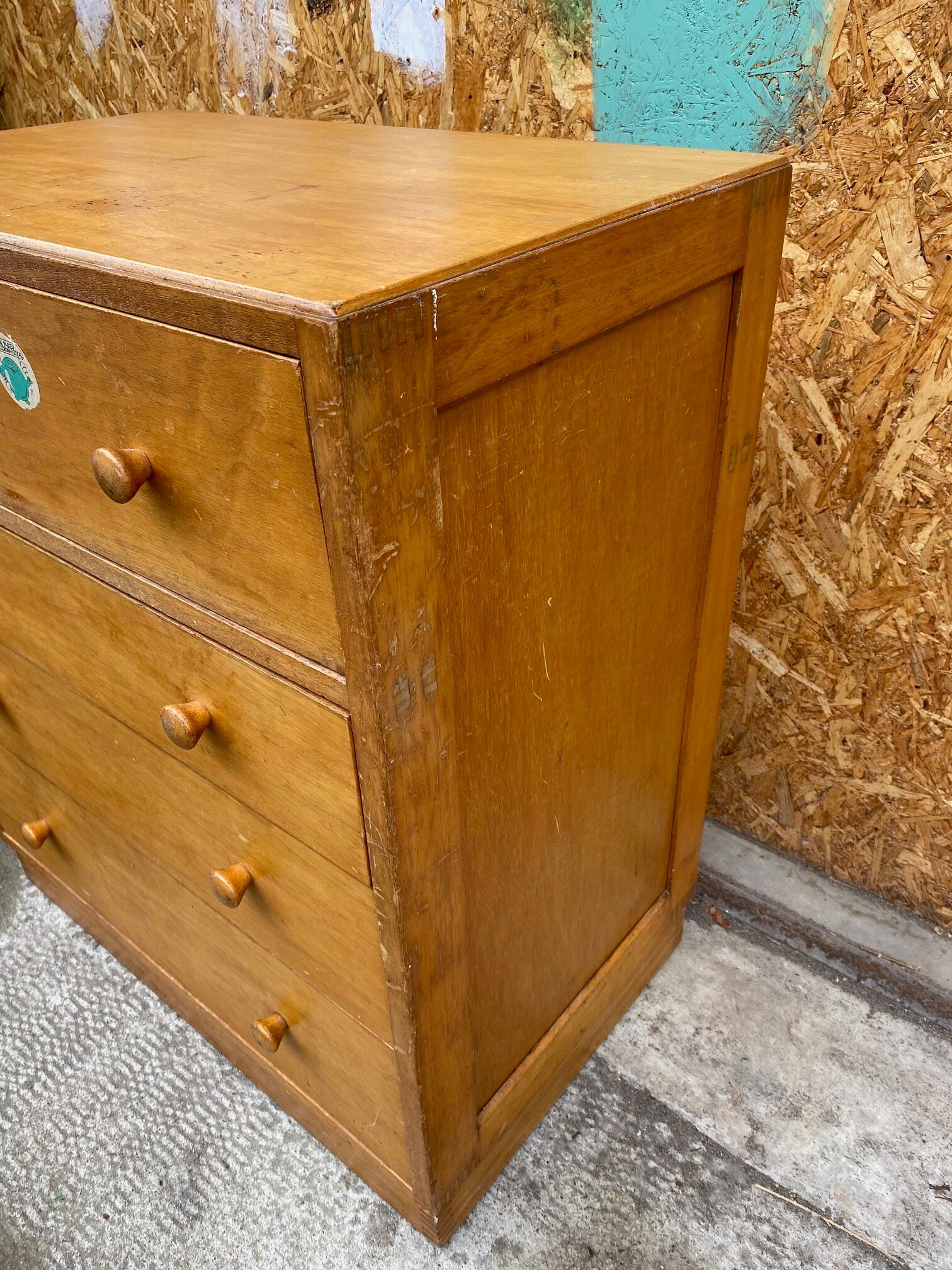 chest-of-drawers-3