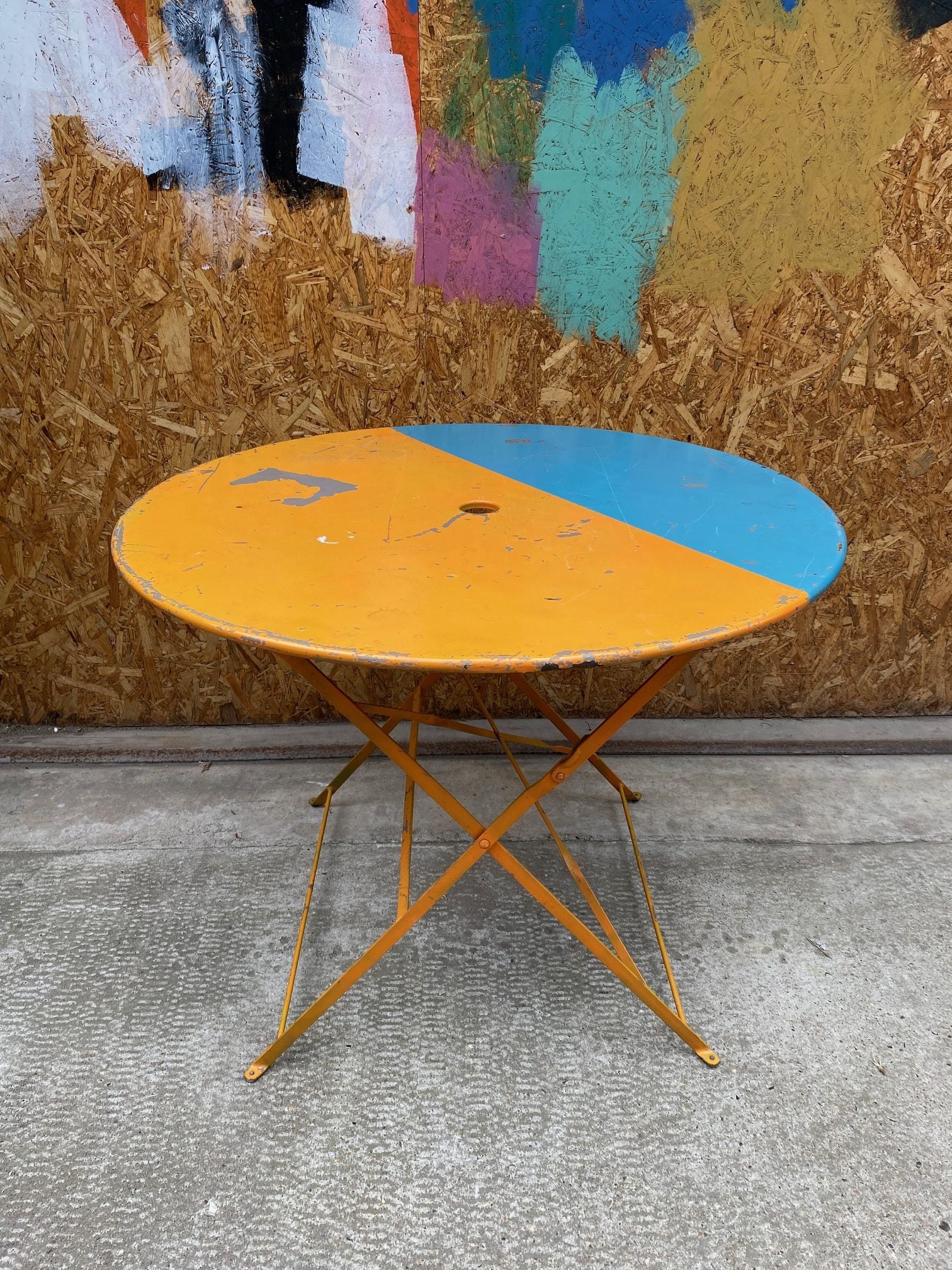 colourful-french-garden-table-3