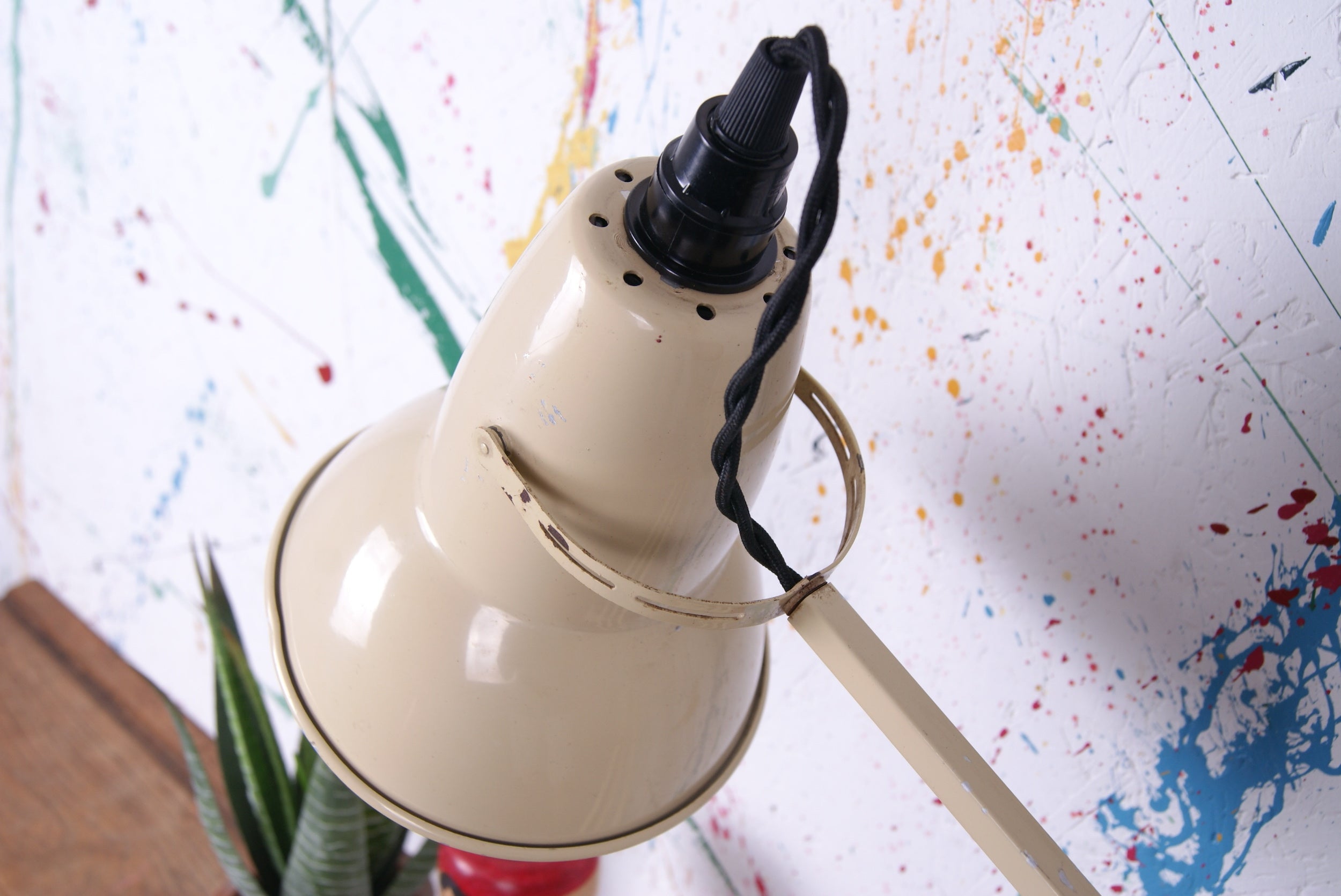 cream-herbert-terry-lamp-4