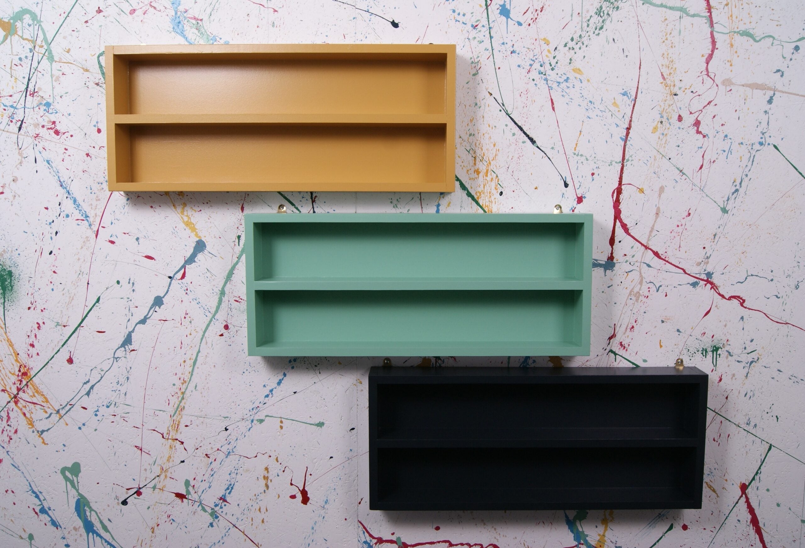 customised-display-shelves-1
