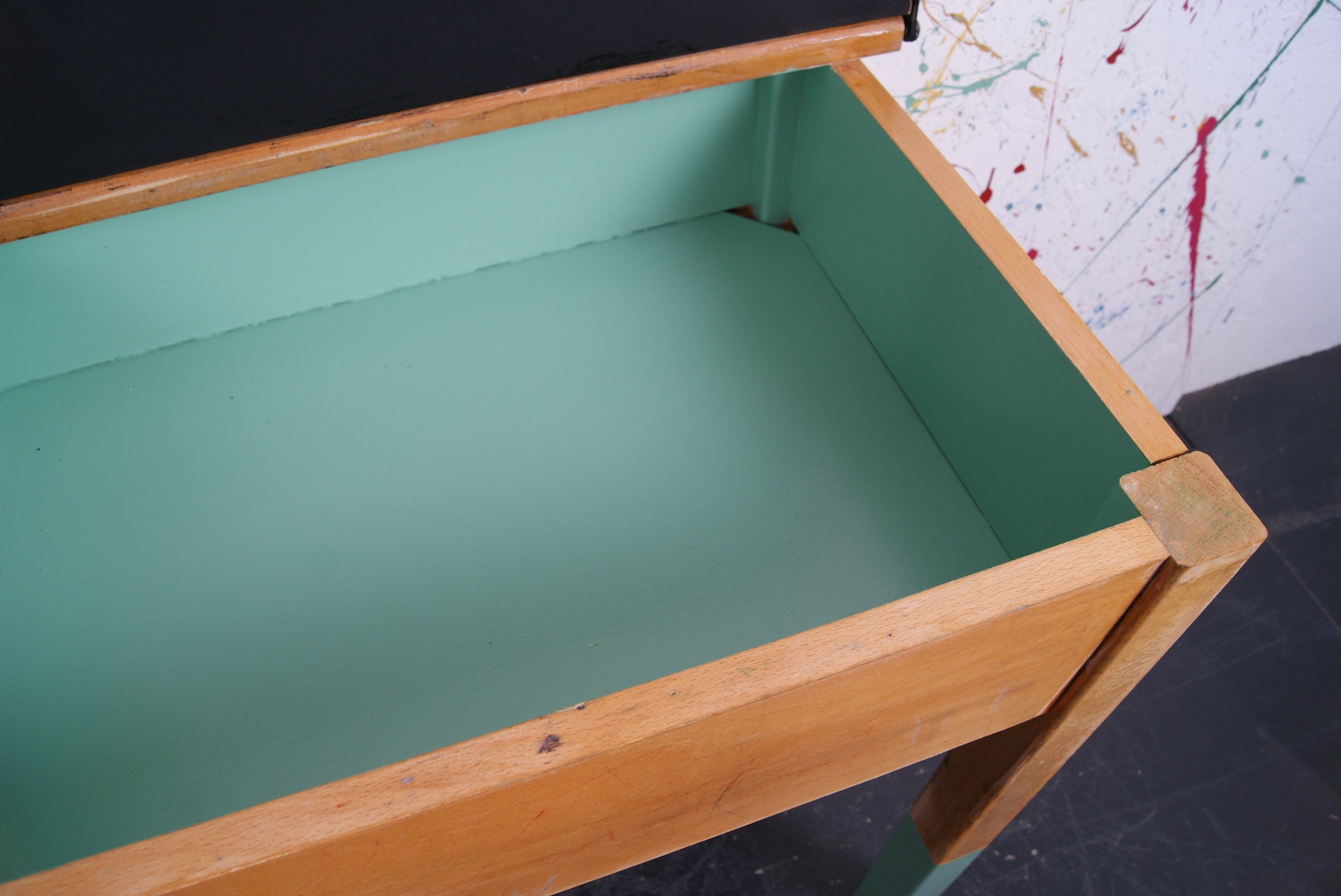 customised-double-school-desk-4