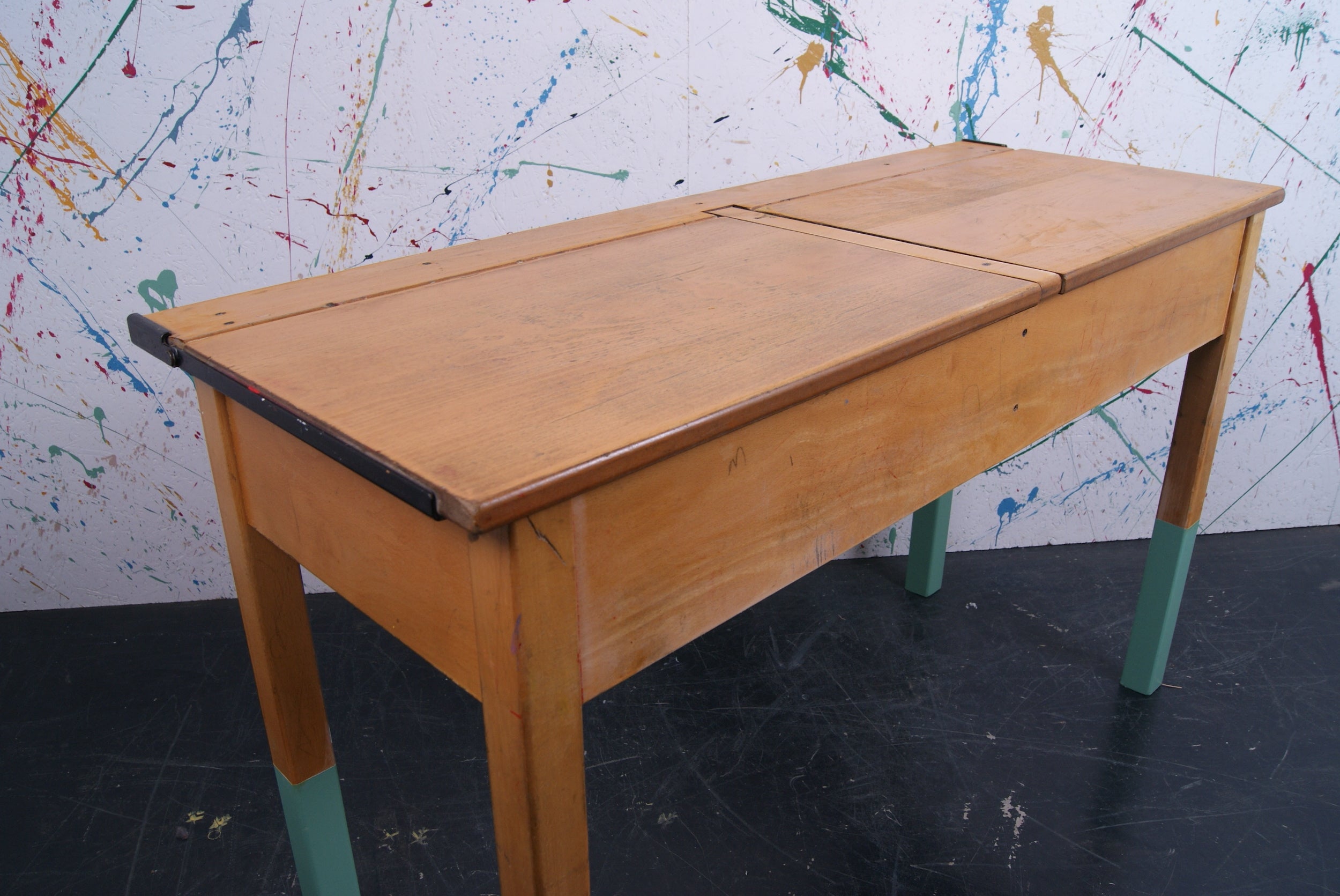 customised-double-school-desk-6