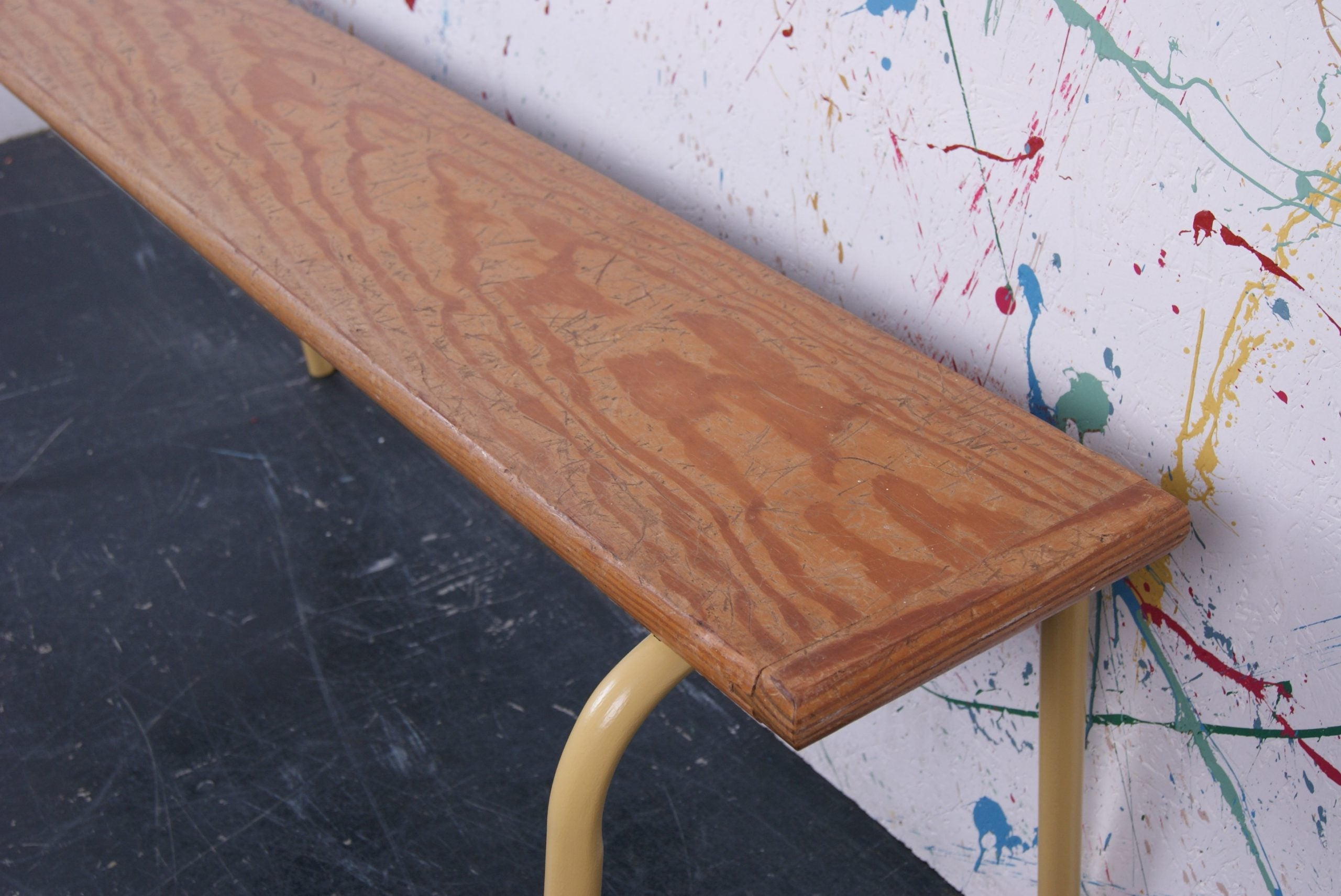 customised-metal-legged-bench-1
