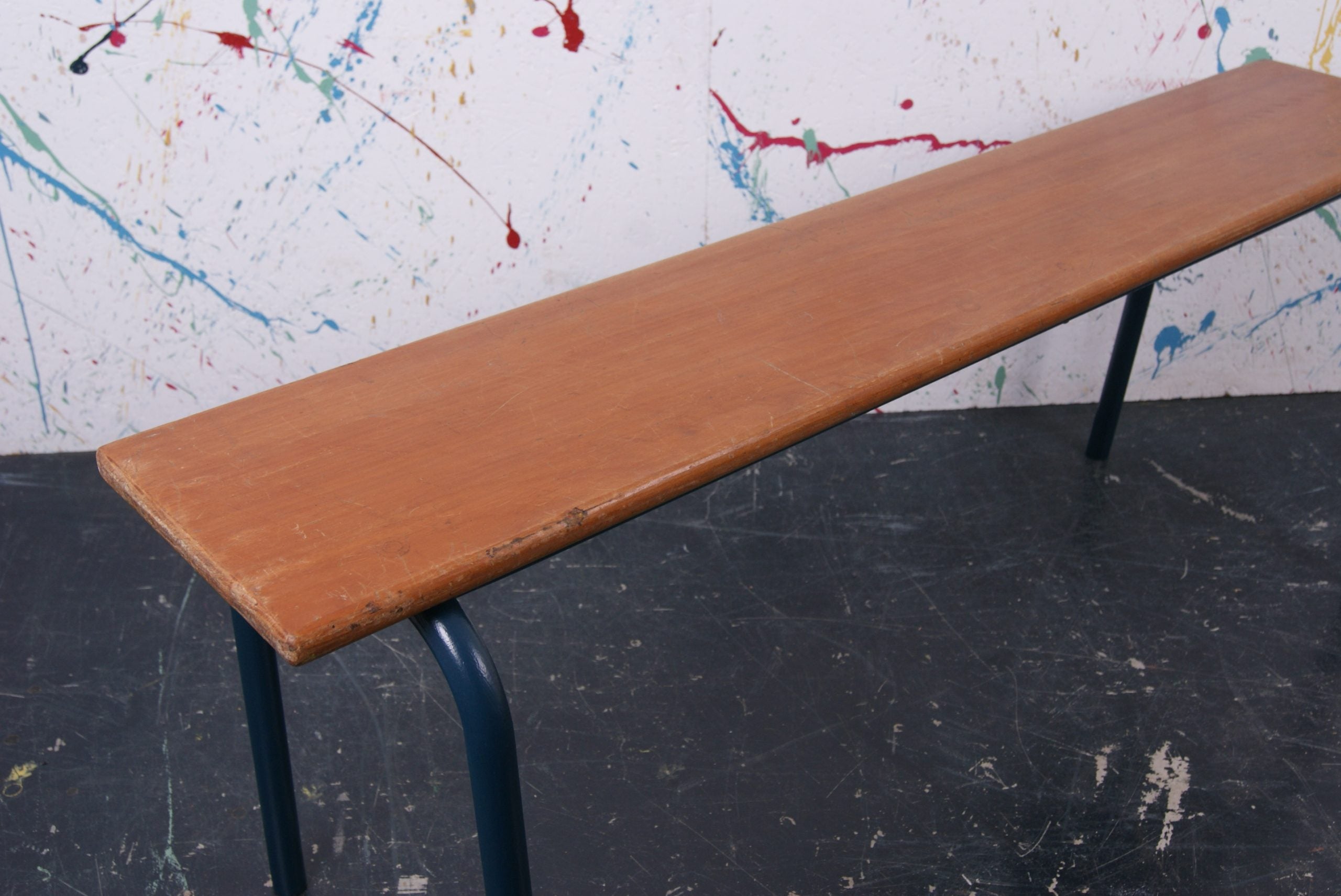 customised-metal-legged-bench-12