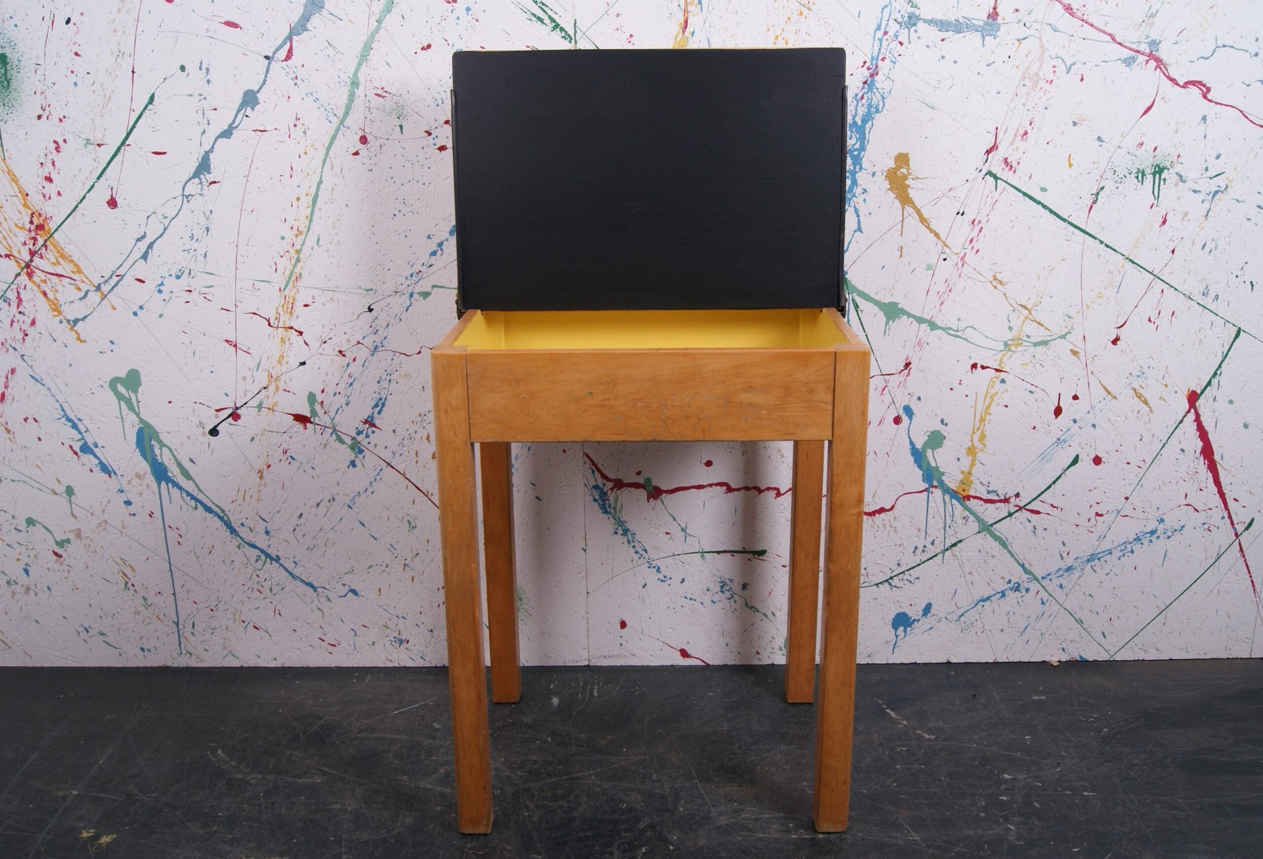 customised-school-desk-1