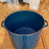 dark-blue-round-enamel-maggie-2