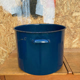 dark-blue-round-enamel-maggie-5