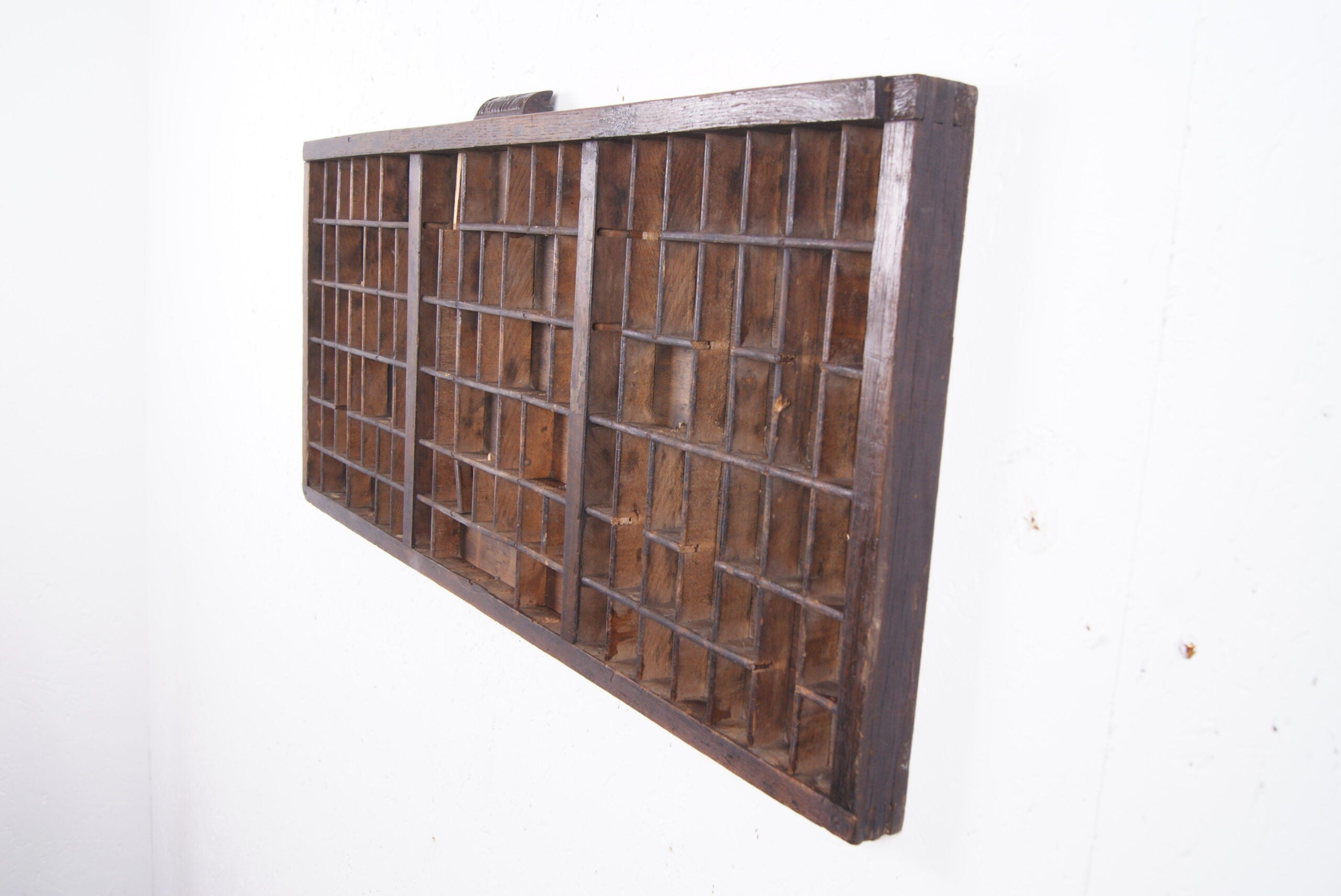 dark-letterpress-tray-2