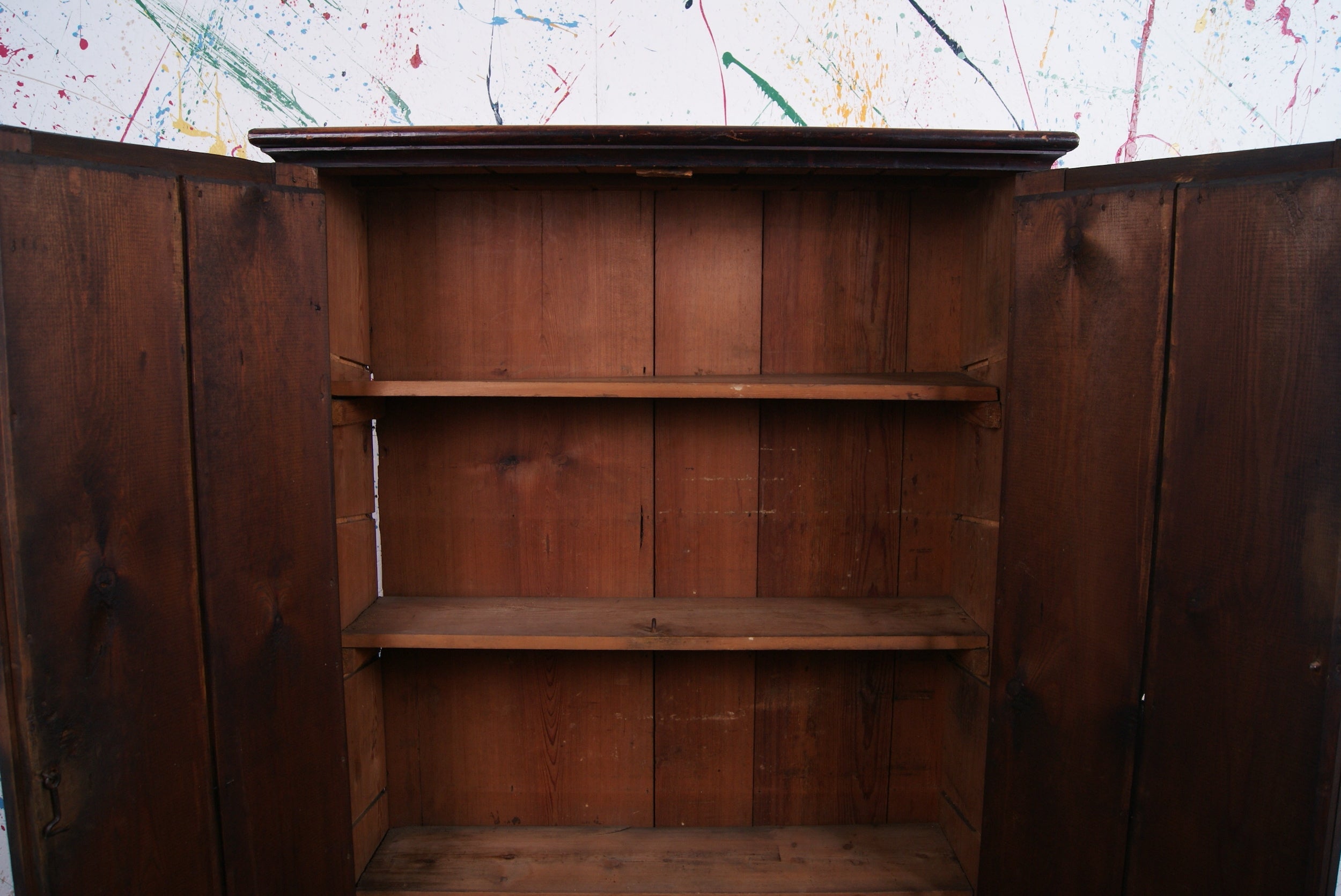 dark-wooden-cupboard-4